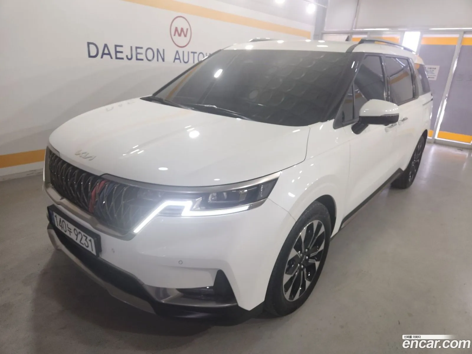 Kia Carnival 2023 — 7
