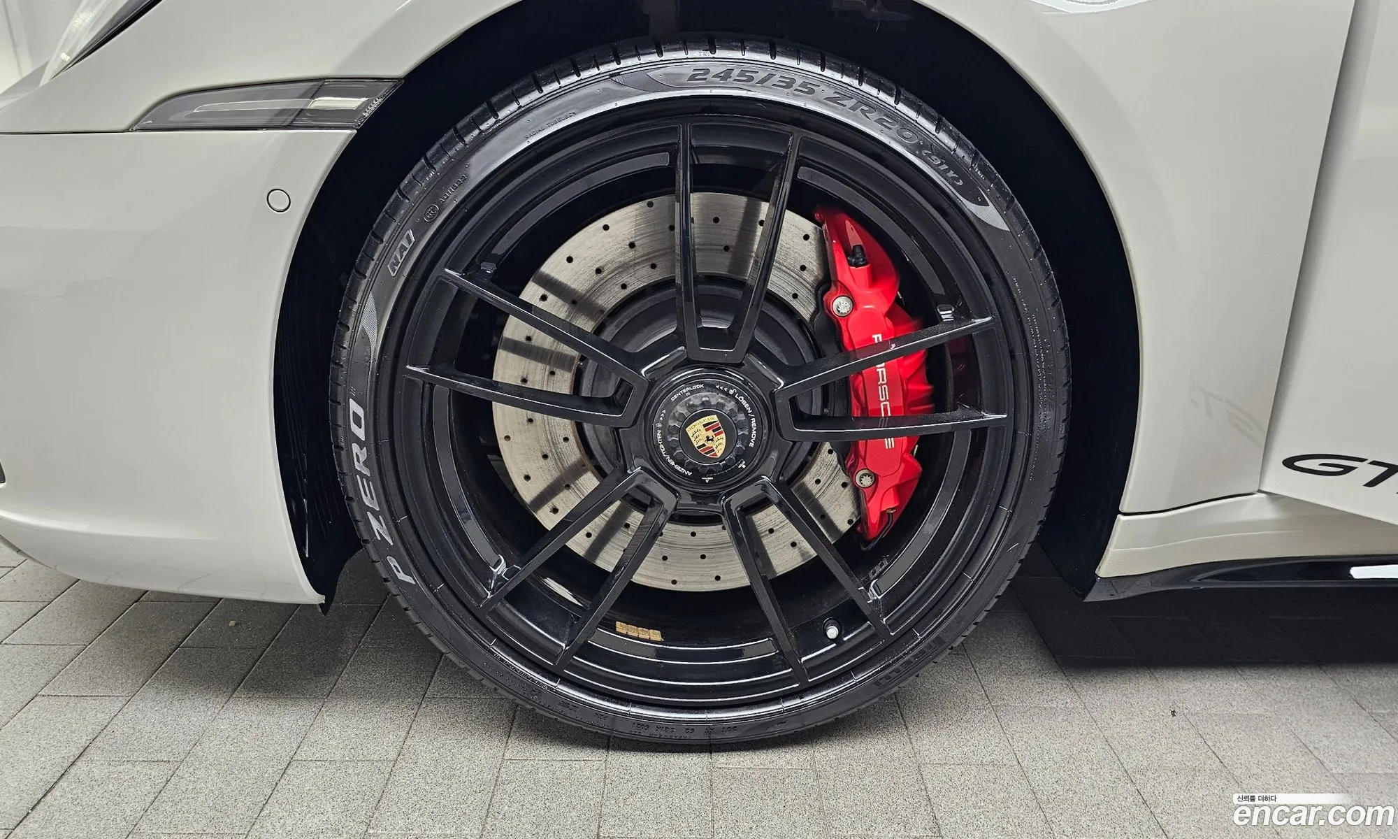 Porsche 911 2022 — 13