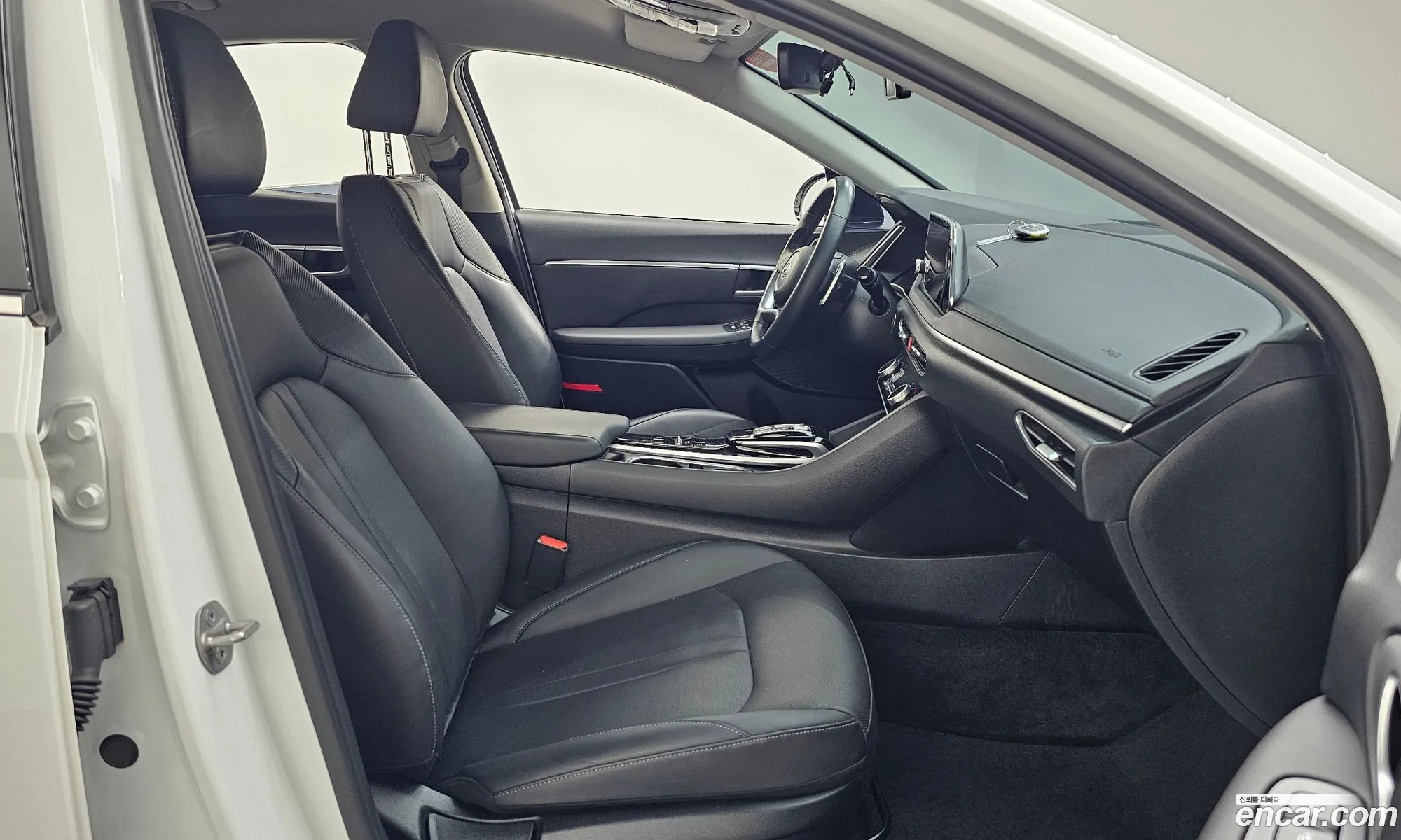 Hyundai Sonata 2023 — 4