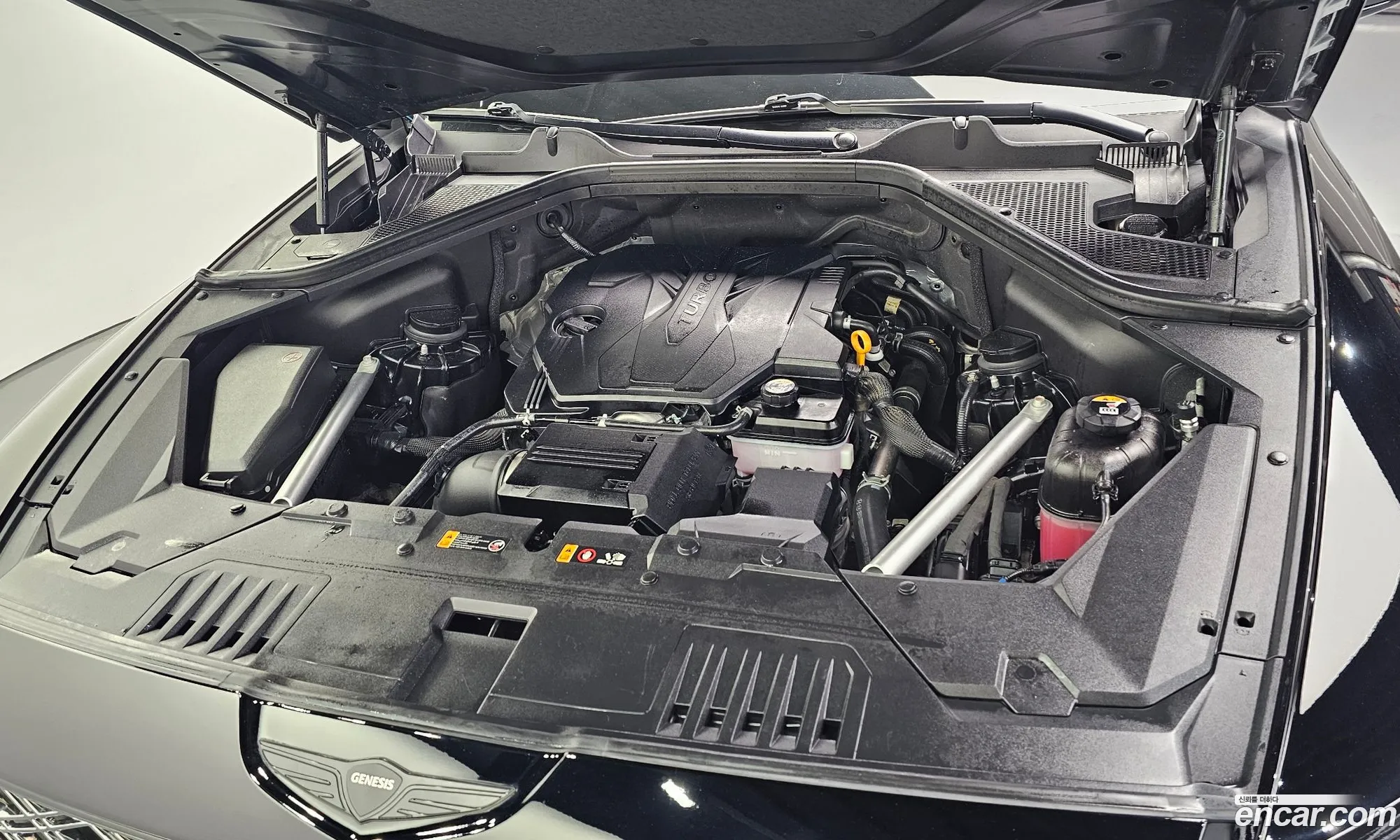 Genesis GV80 2024 KMTHA81BBRU209718 — 8