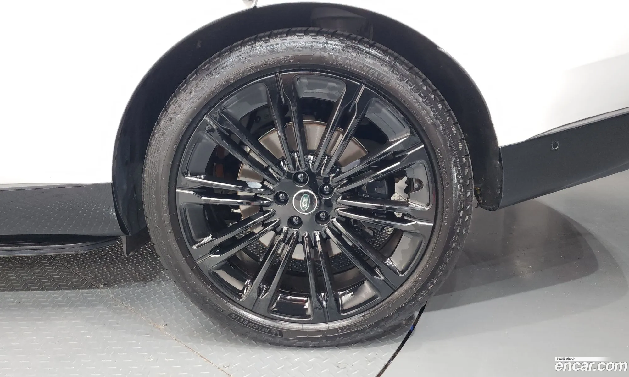 Land Rover Range Rover 2025 SALKABB90SA296026 — 11