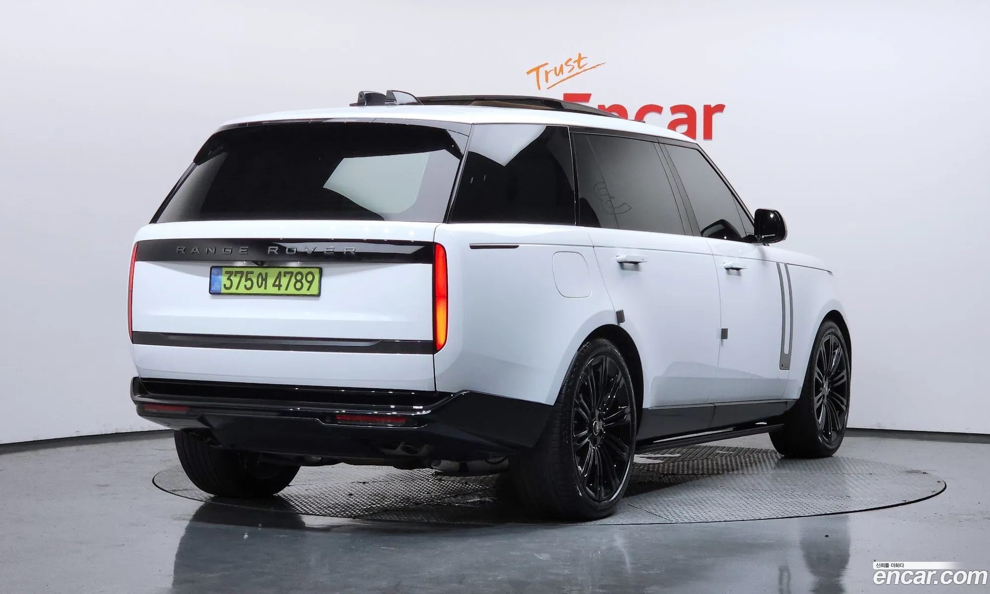 Land Rover Range Rover 2025 SALKABB90SA296026 — 24