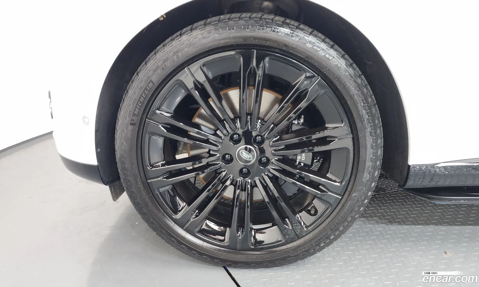 Land Rover Range Rover 2025 SALKABB90SA296026 — 6