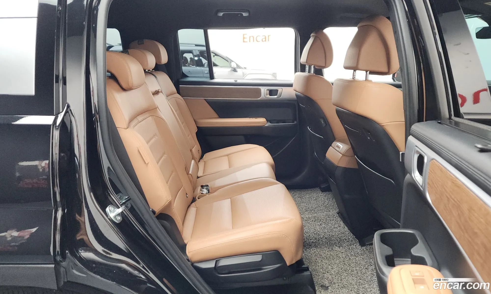 Hyundai Santa Fe 2023 — 32