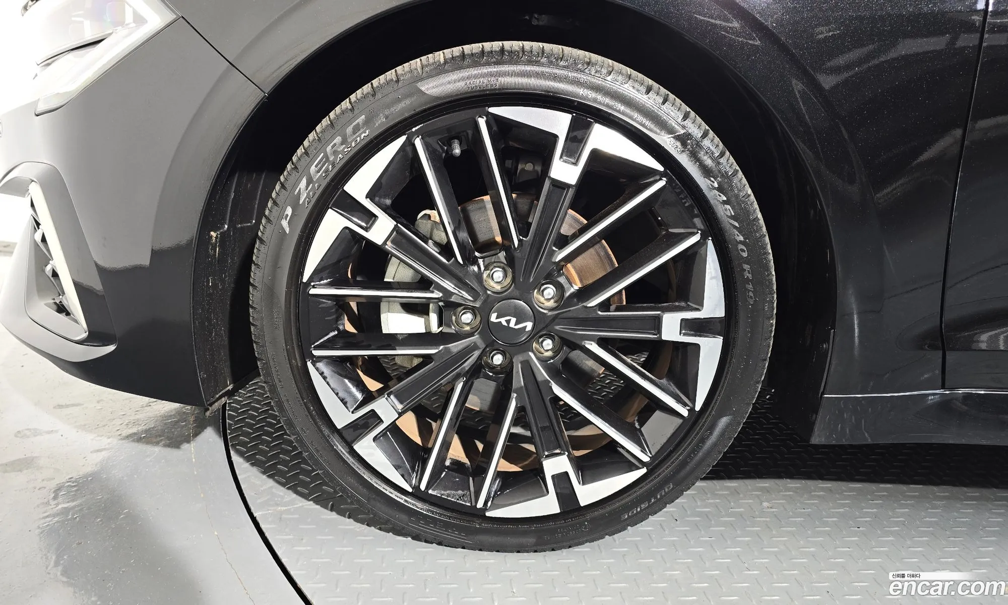 Kia K5 2024 KNAG2412BRA274559 — 18