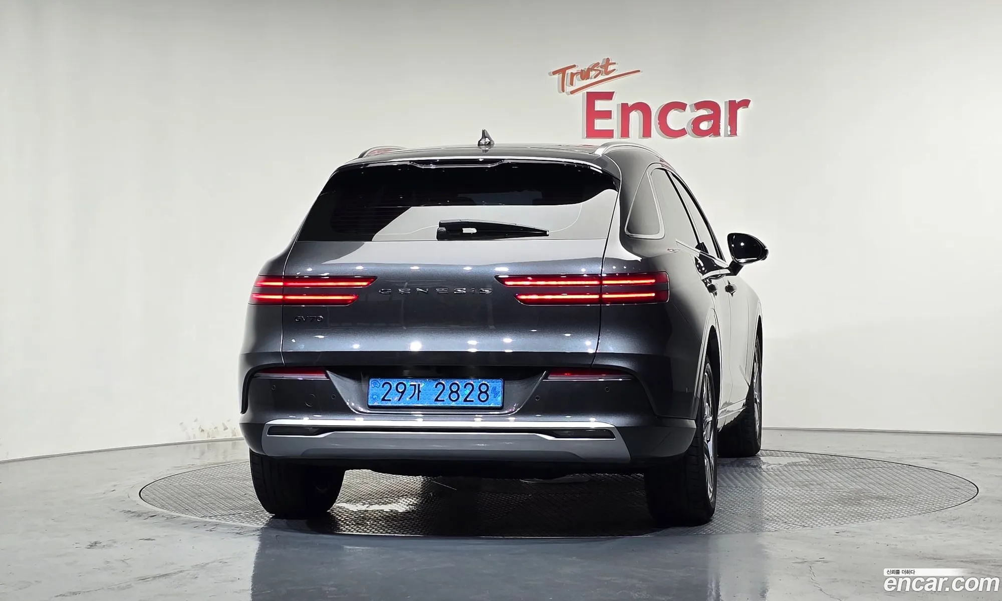 Genesis Electrified GV70 2022 — 21