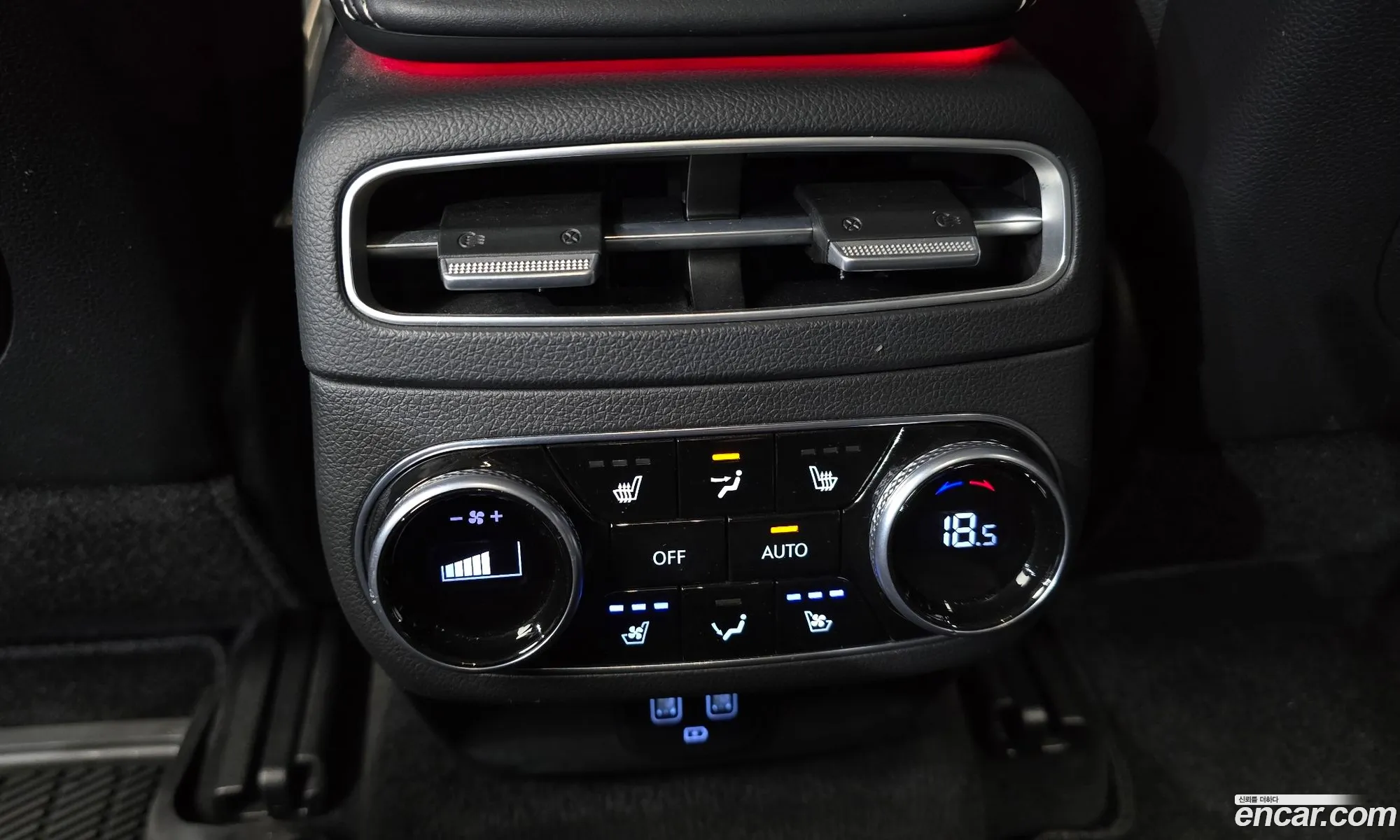 Genesis Electrified GV70 2022 — 12