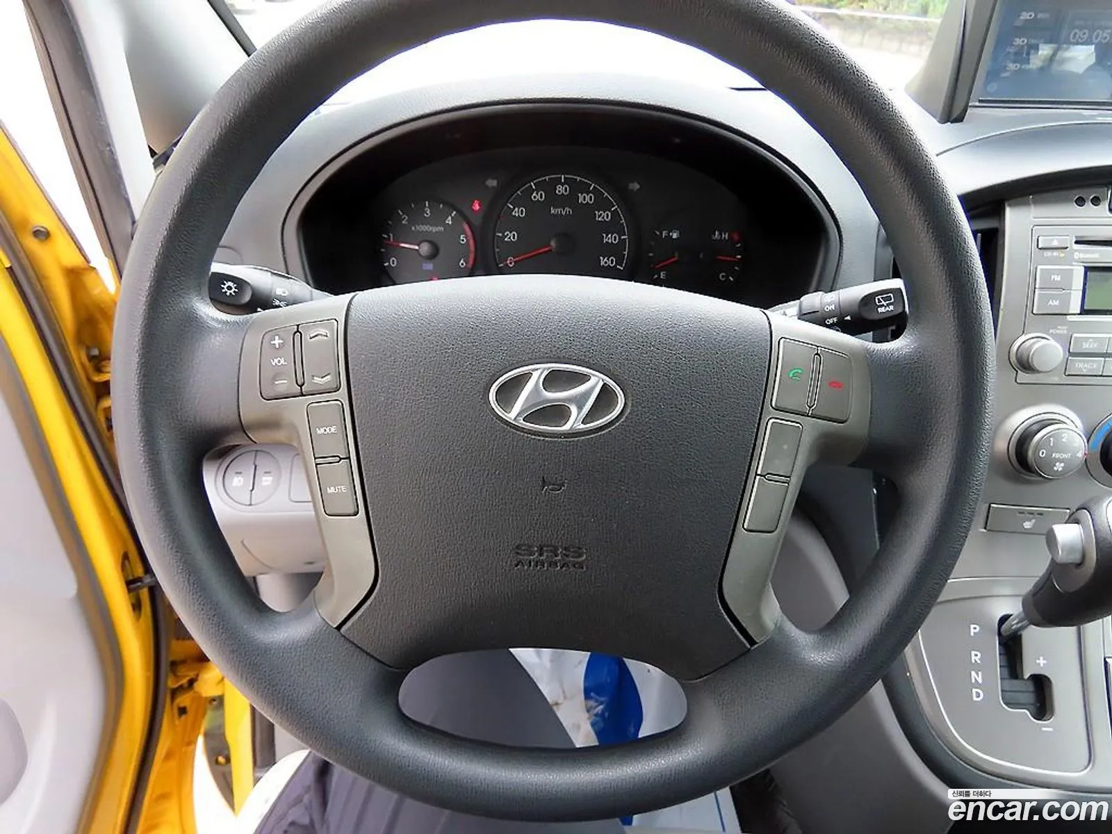 Hyundai Grand Starex 2015 — 16