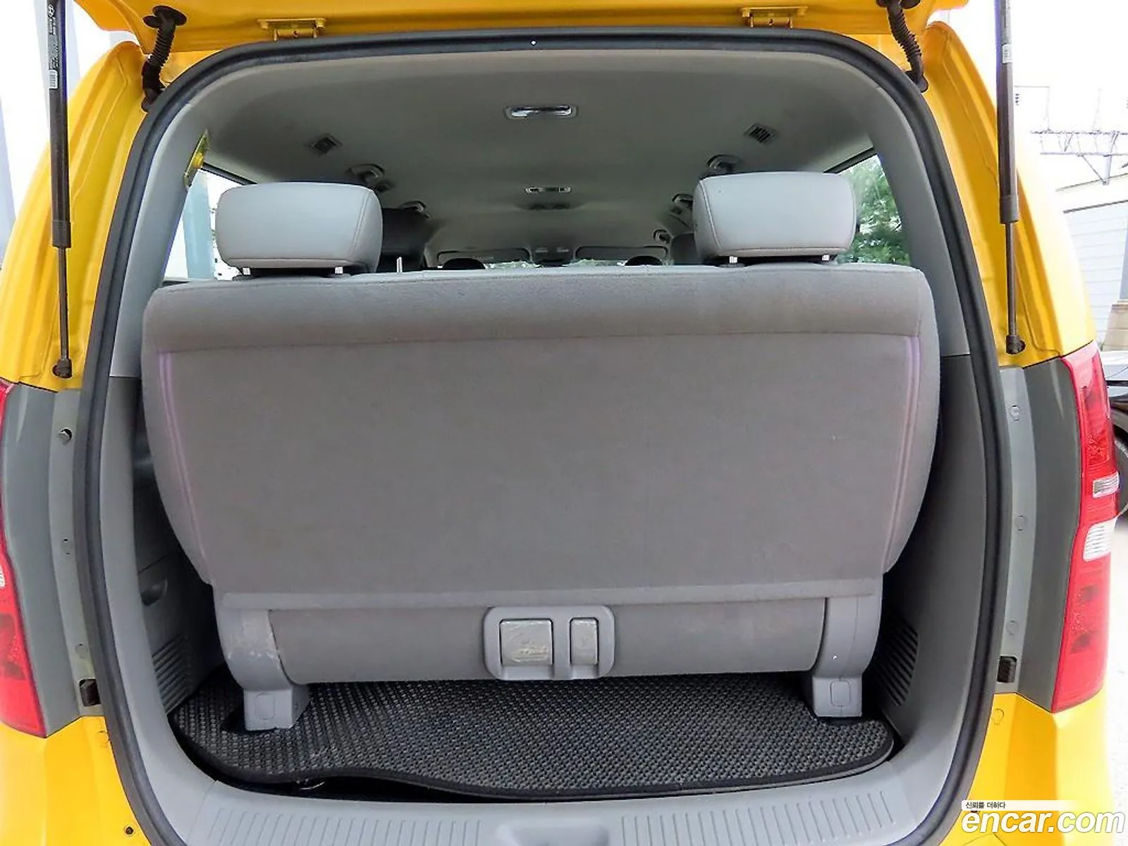 Hyundai Grand Starex 2015 — 15