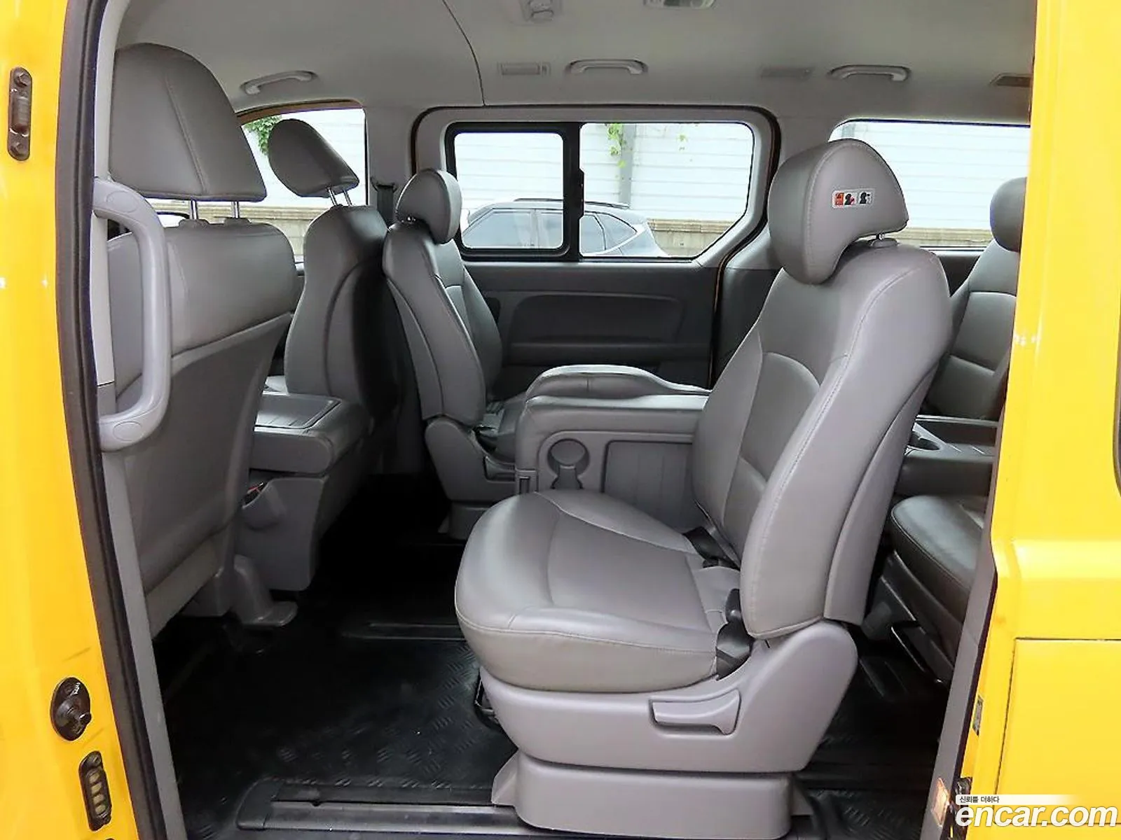 Hyundai Grand Starex 2015 — 2