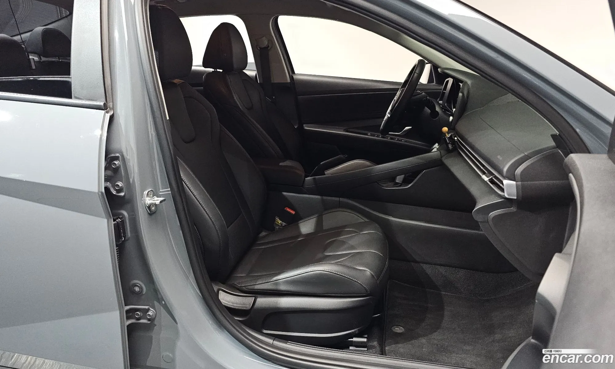 Hyundai Elantra 2021 — 34