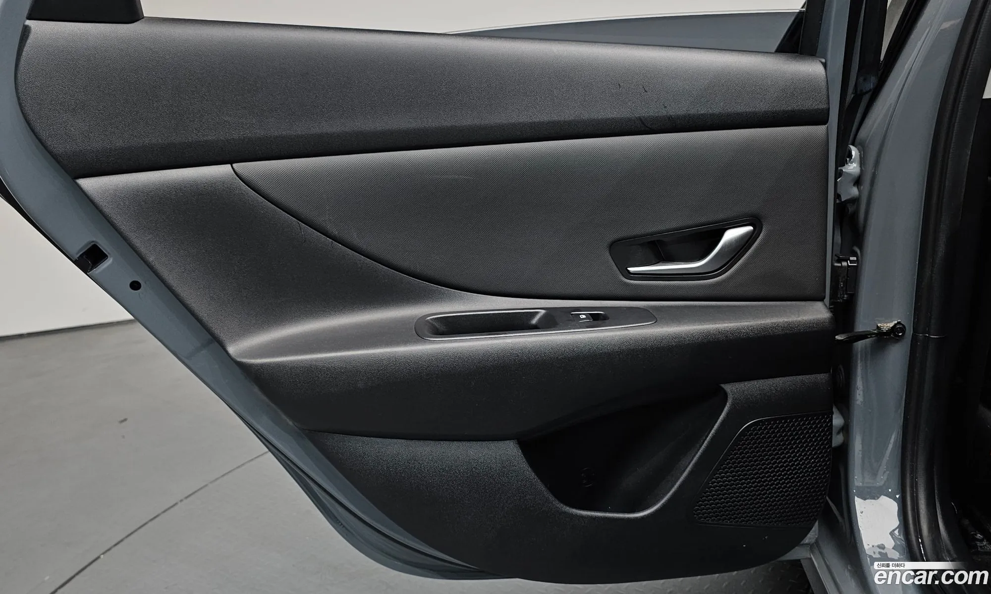 Hyundai Elantra 2021 — 26