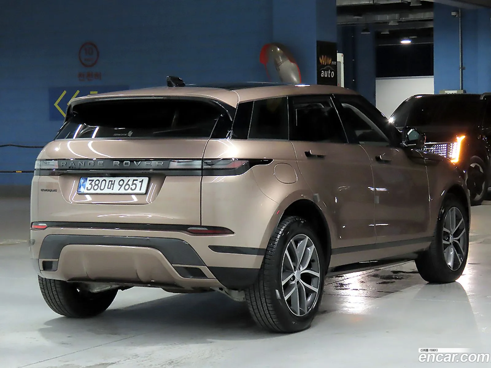 Land Rover Range Rover Evoque 2025 — 3