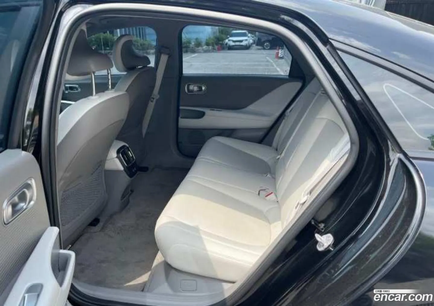 Hyundai Ioniq 6 2023 — 9