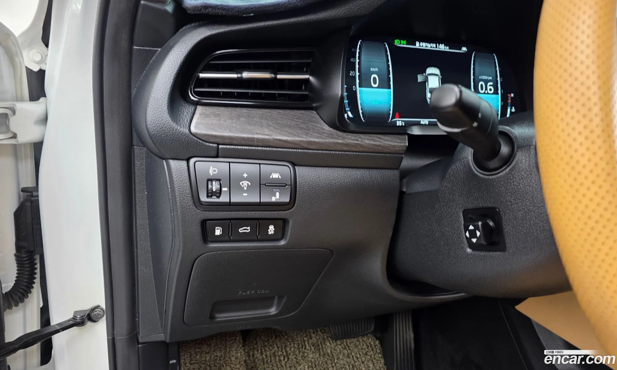 Kia K7 Premier 2020 — 31