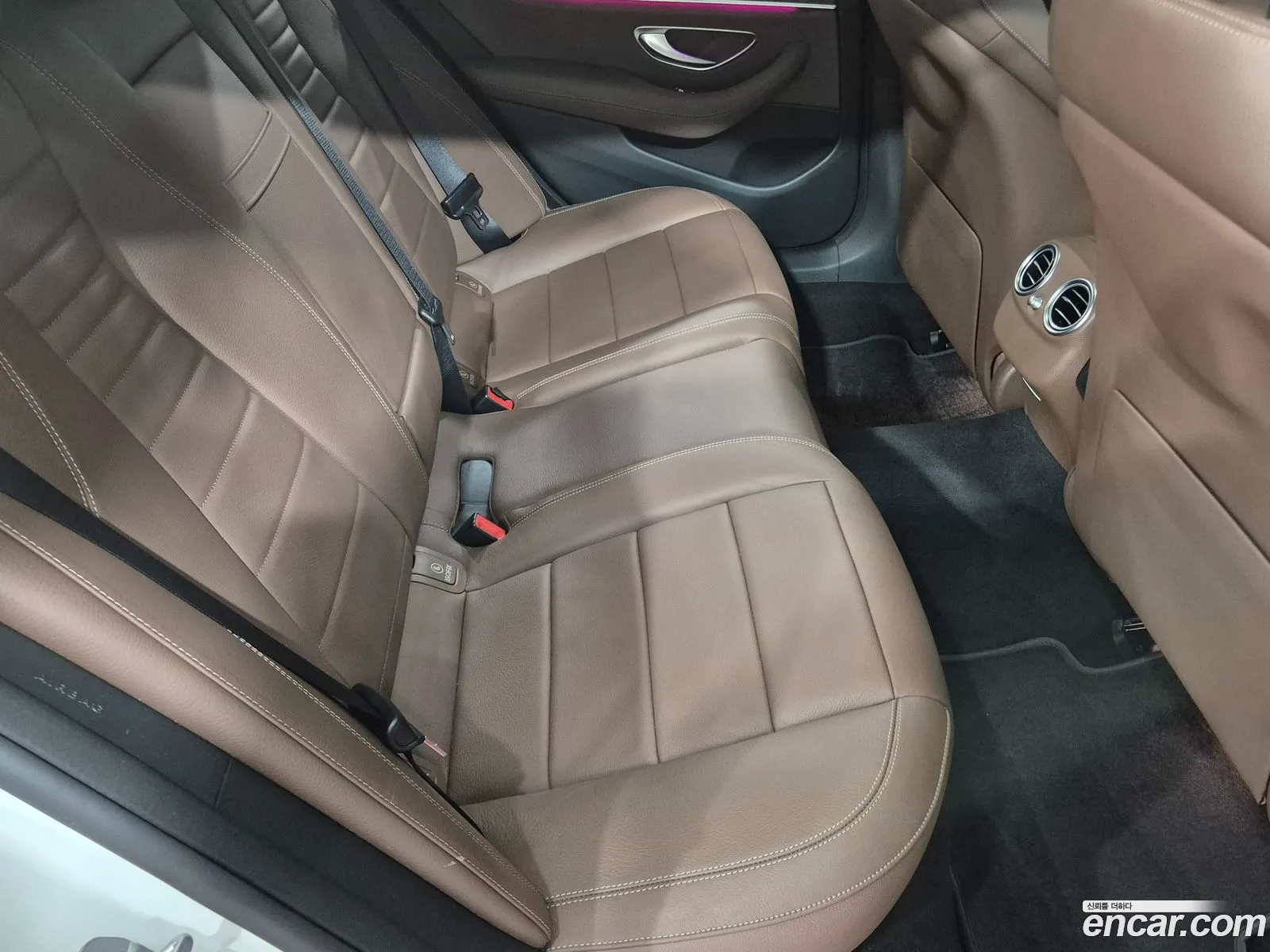 Mercedes-Benz E-Class W213 2020 — 15
