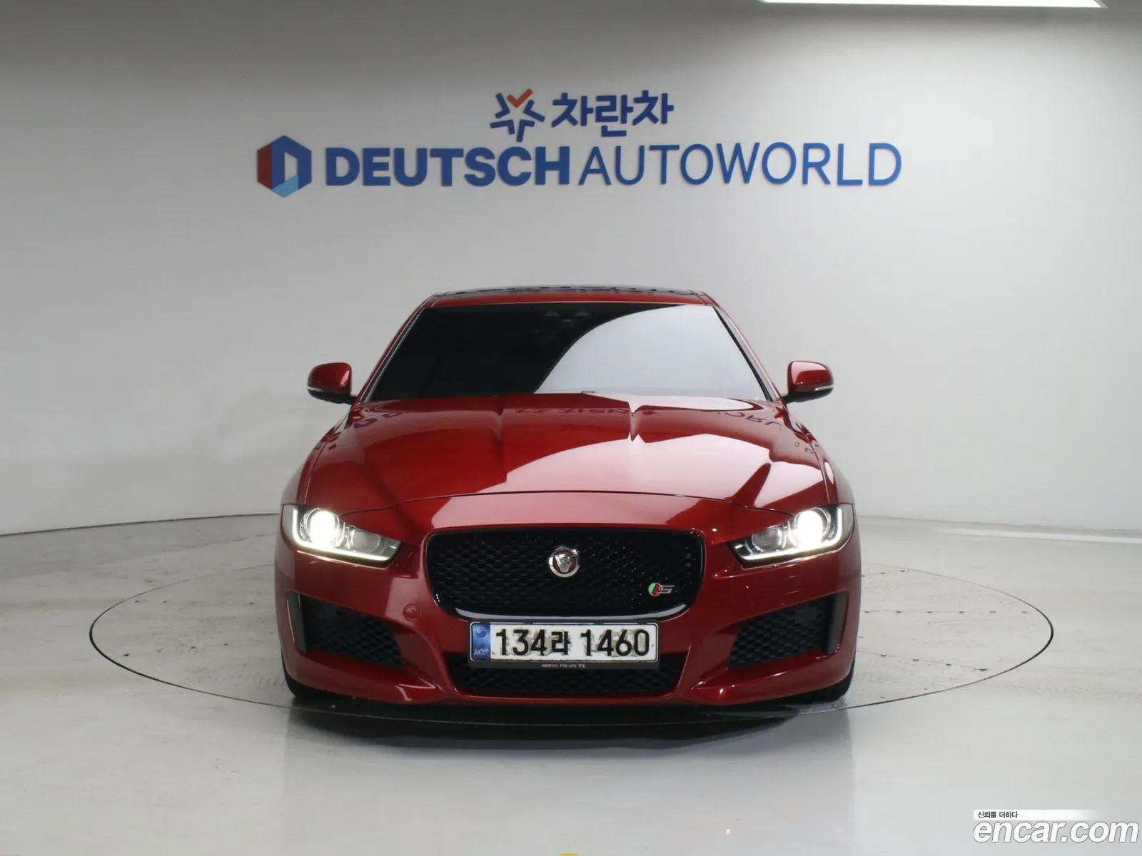 Jaguar XE 2016 — 3