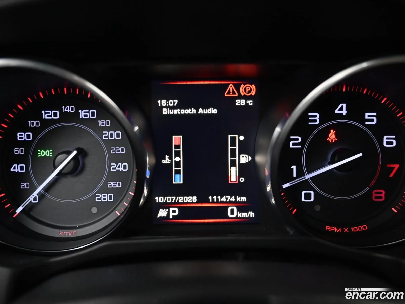Jaguar XE 2016 — 8