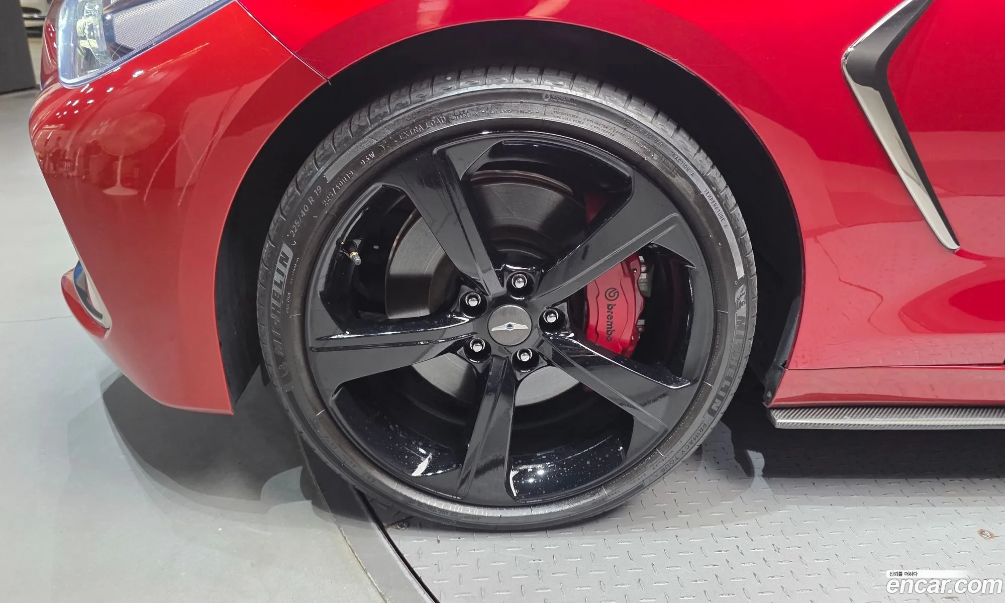 Genesis G70 2019 KMTG541EDKU039248 — 31