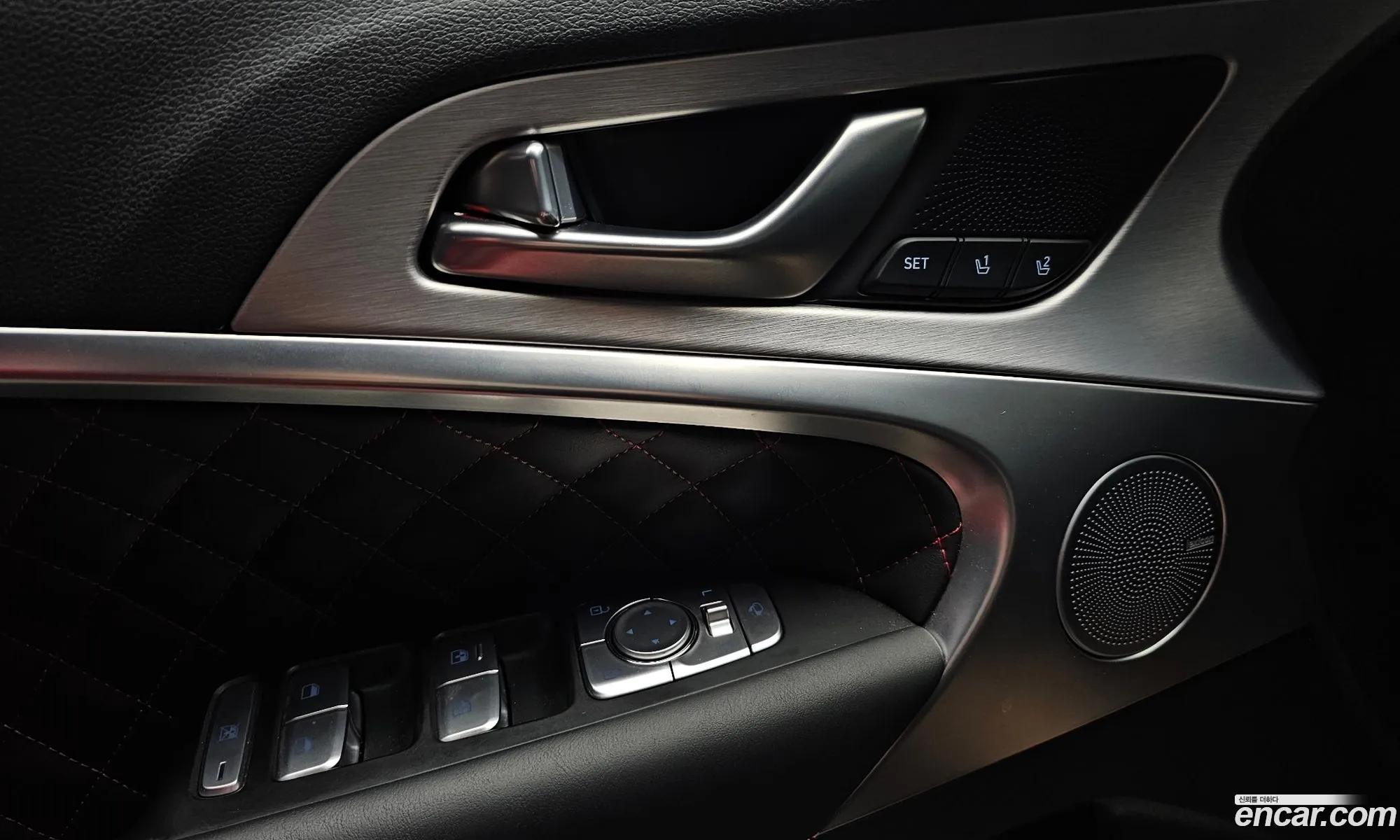 Genesis G70 2019 KMTG541EDKU039248 — 10