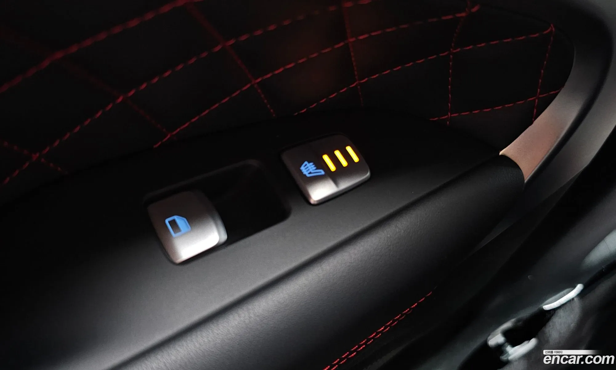 Genesis G70 2019 KMTG541EDKU039248 — 24