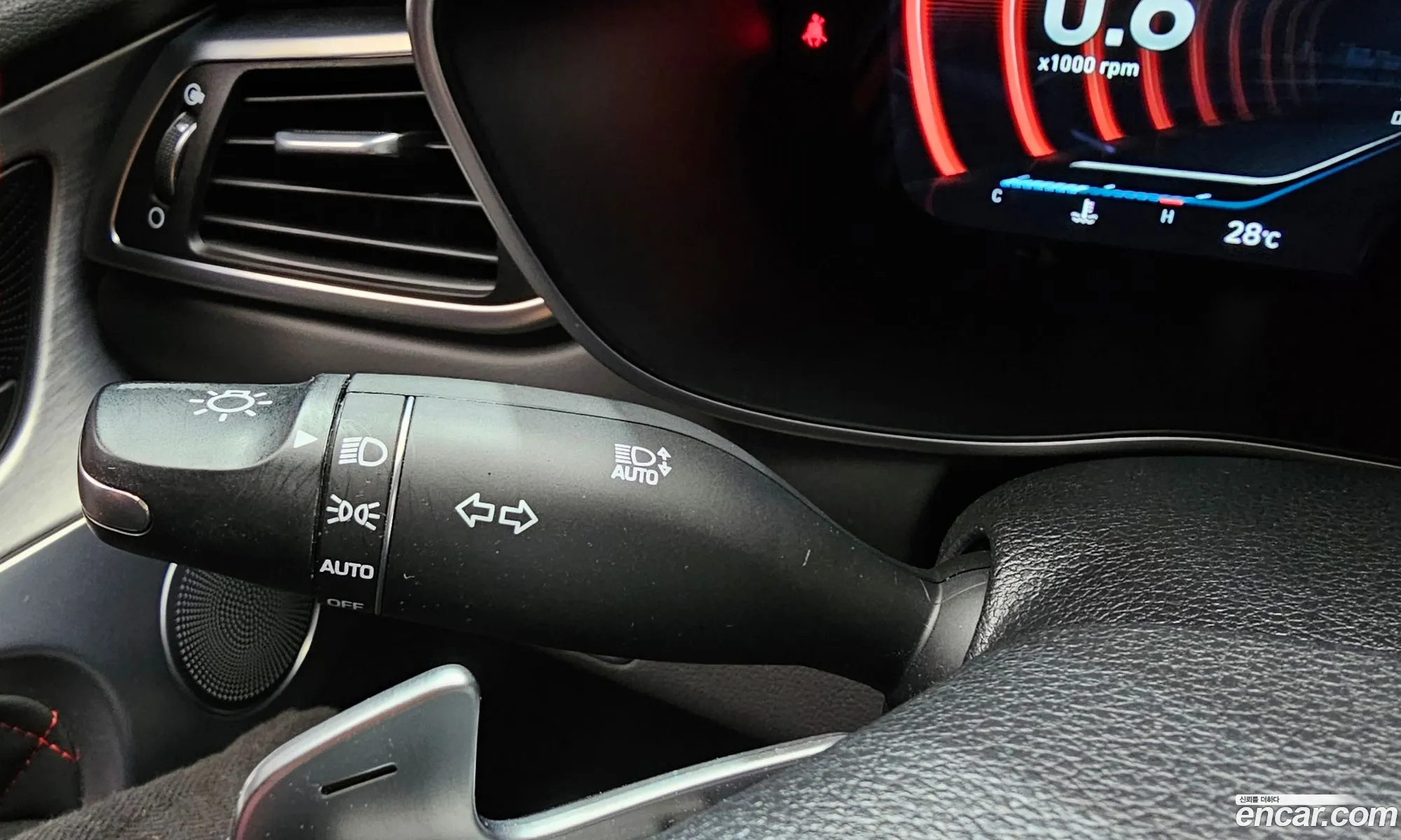 Genesis G70 2019 KMTG541EDKU039248 — 27