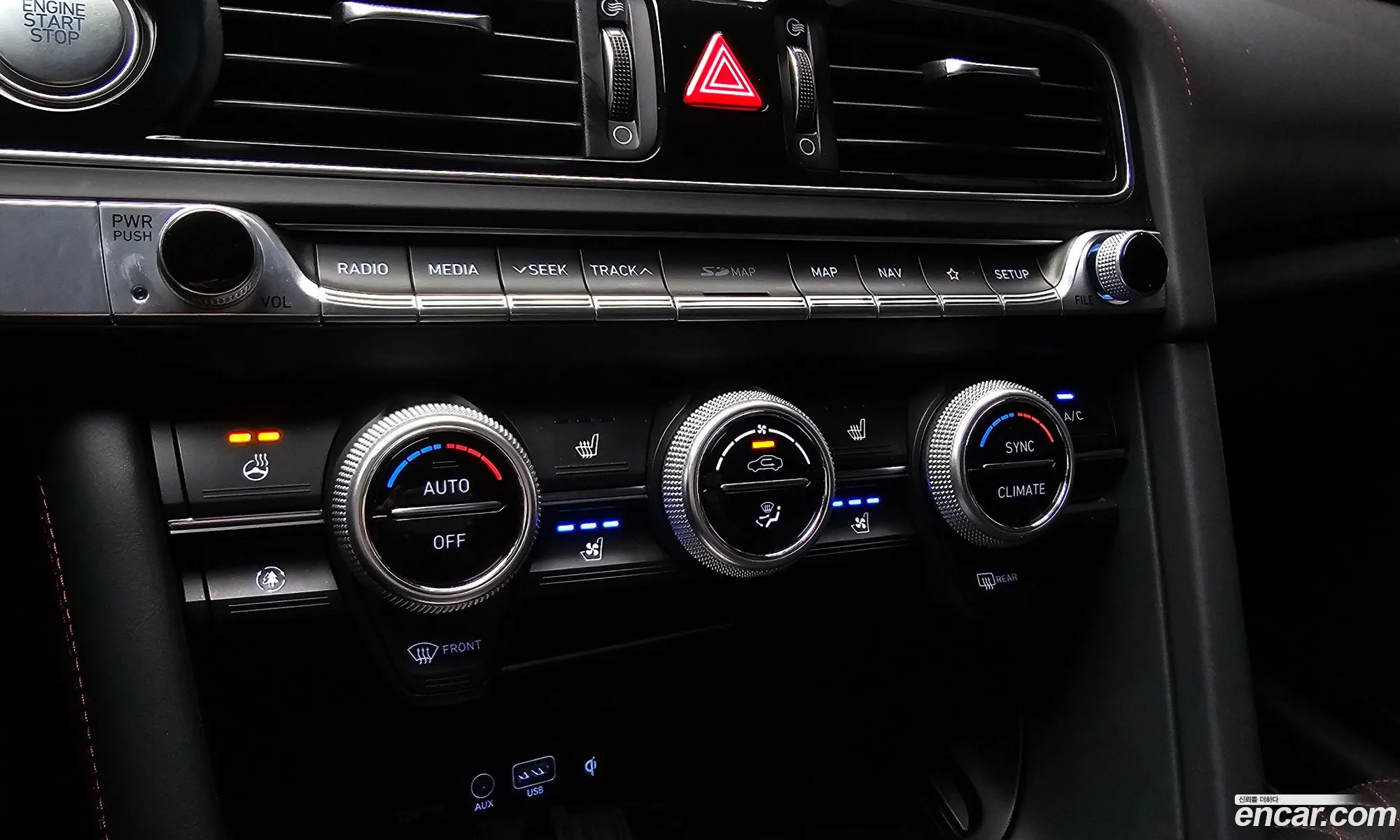 Genesis G70 2019 KMTG541EDKU039248 — 23