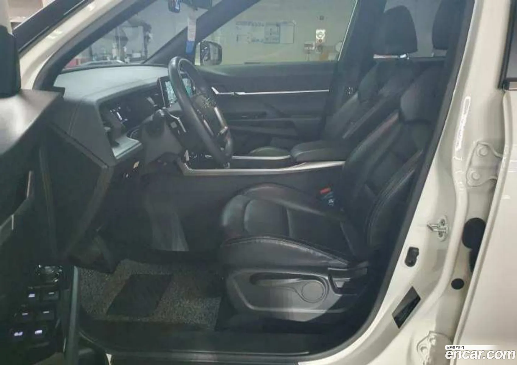 KG Mobility (SsangYong) Torres 2023 — 2