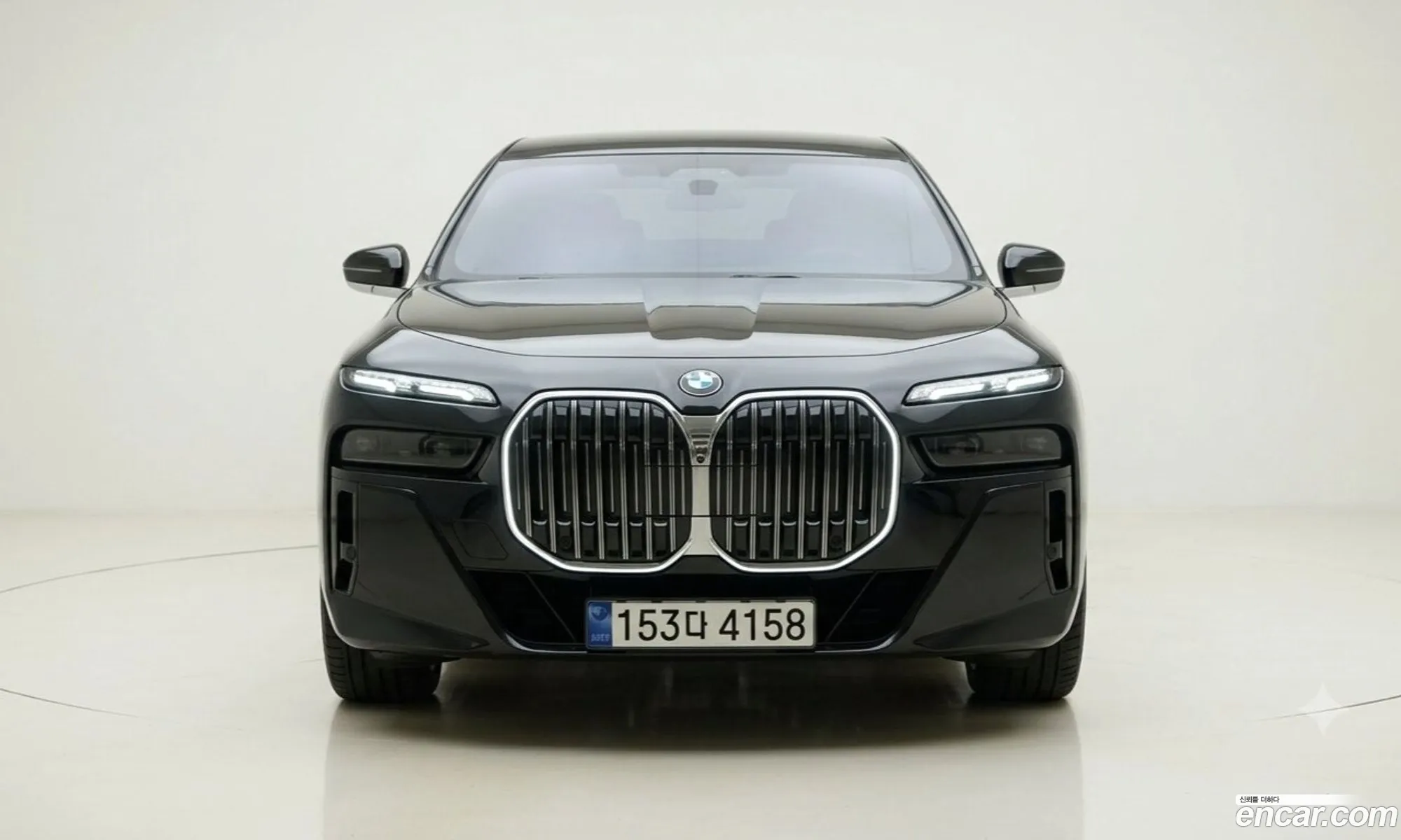 BMW 7 Series 2023 — 7
