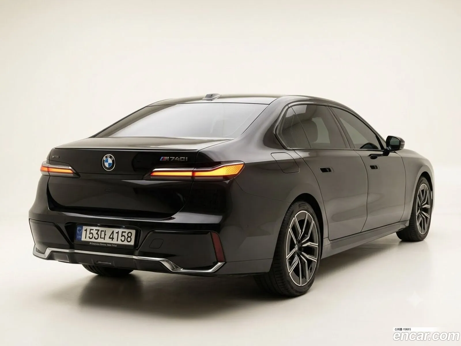 BMW 7 Series 2023 — 3