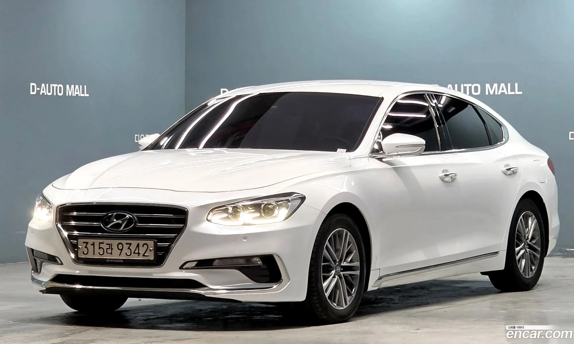 Hyundai Grandeur IG 2017 — 12