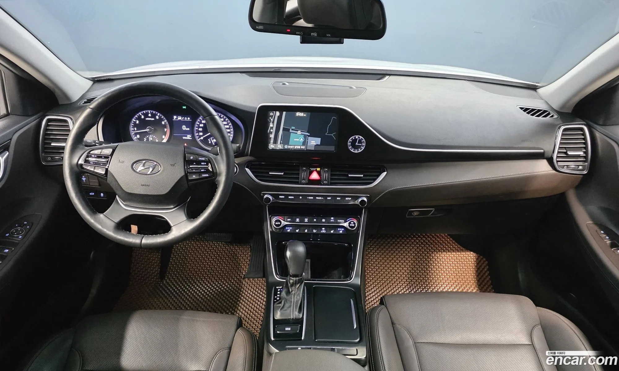 Hyundai Grandeur IG 2017 — 18