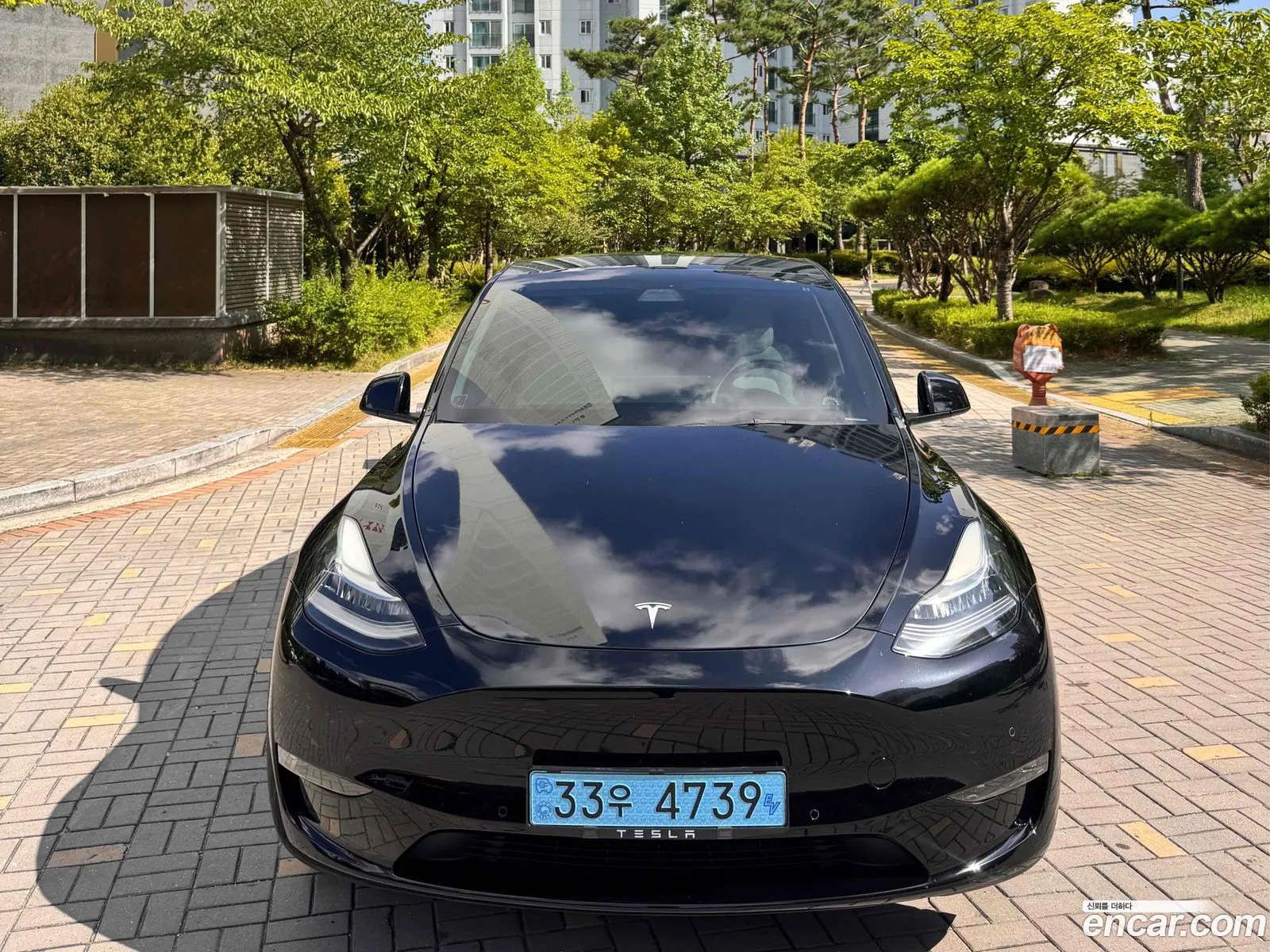 Tesla Model Y 2022 — 10