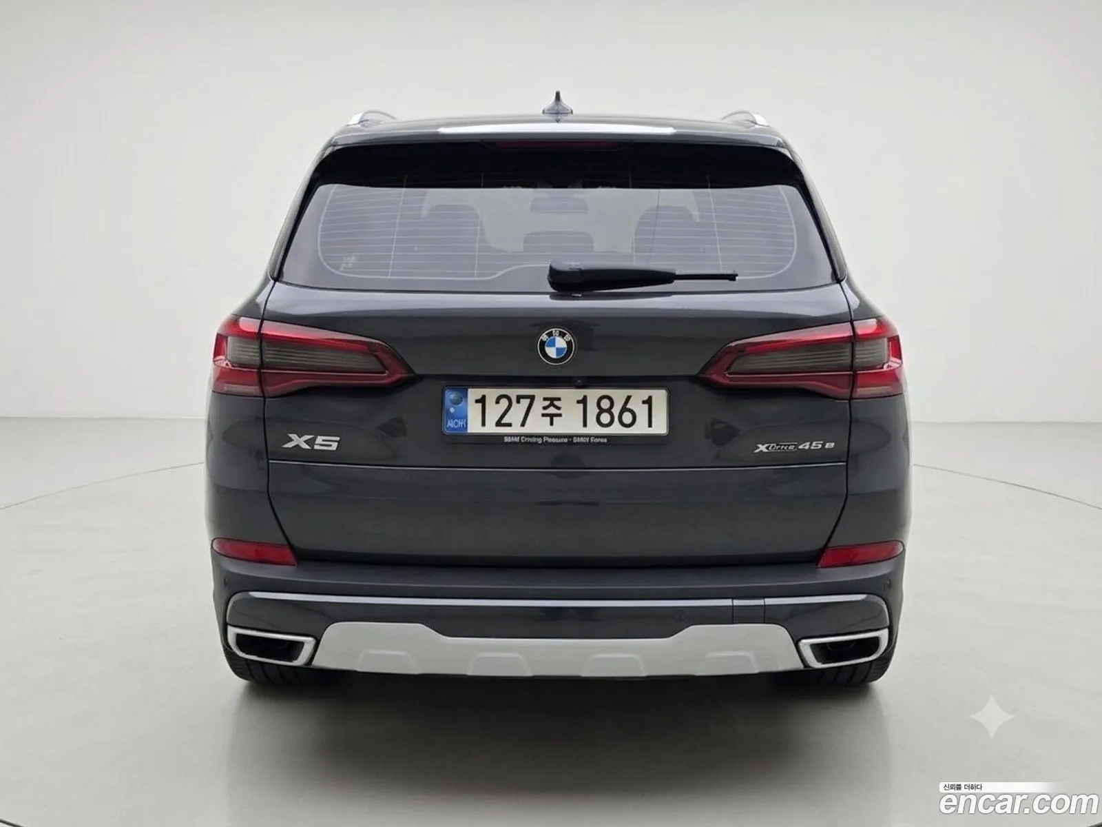 BMW X5 2021 — 7