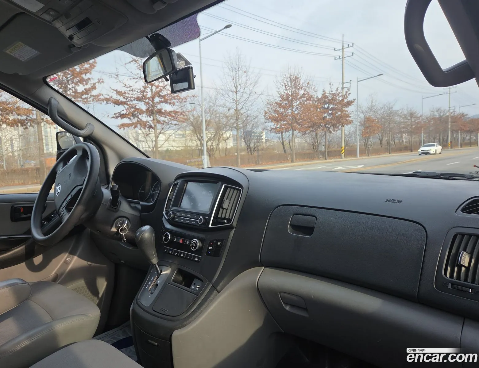 Hyundai Grand Starex 2020 — 12