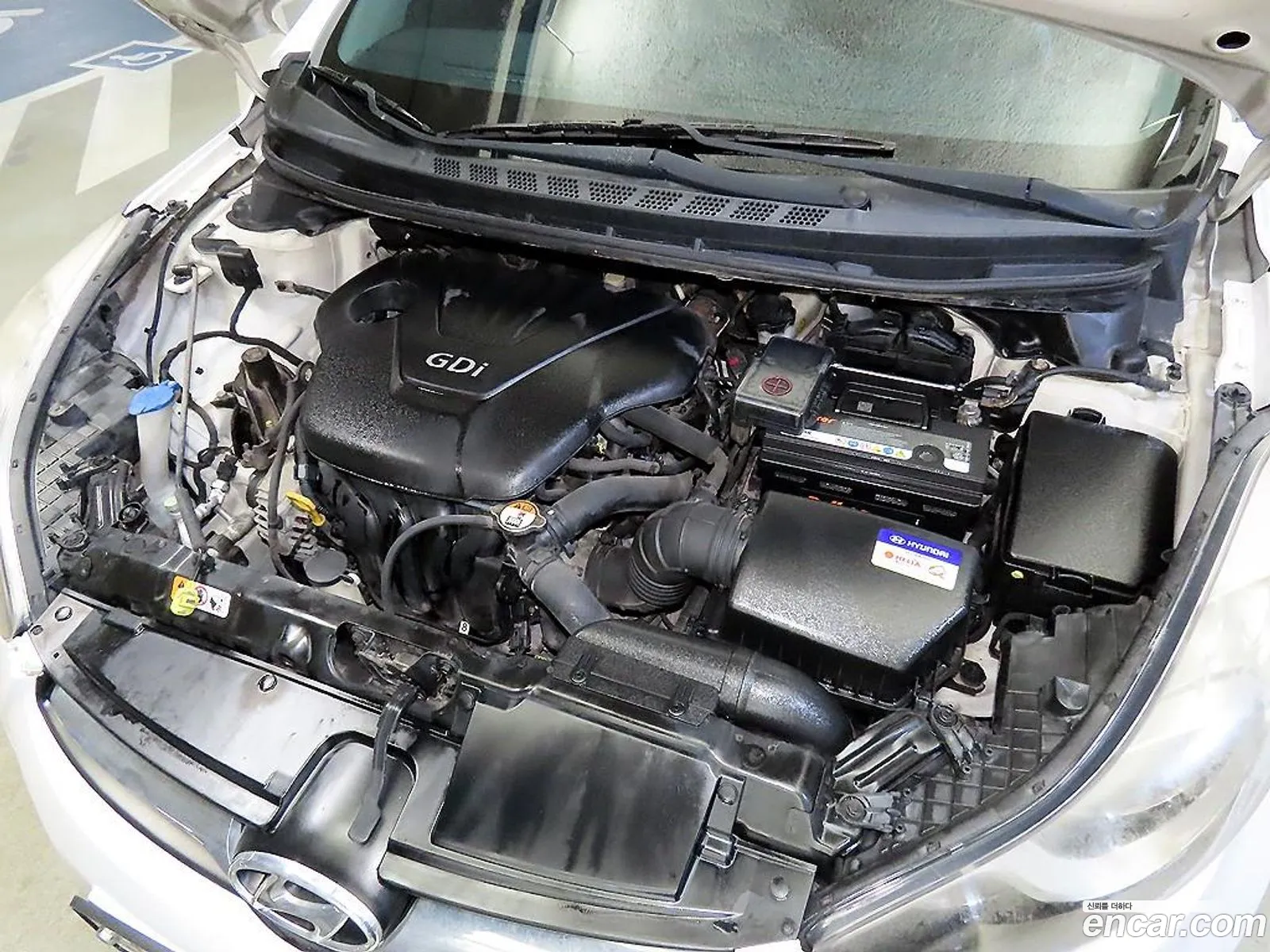 Hyundai Elantra MD 2012 — 9