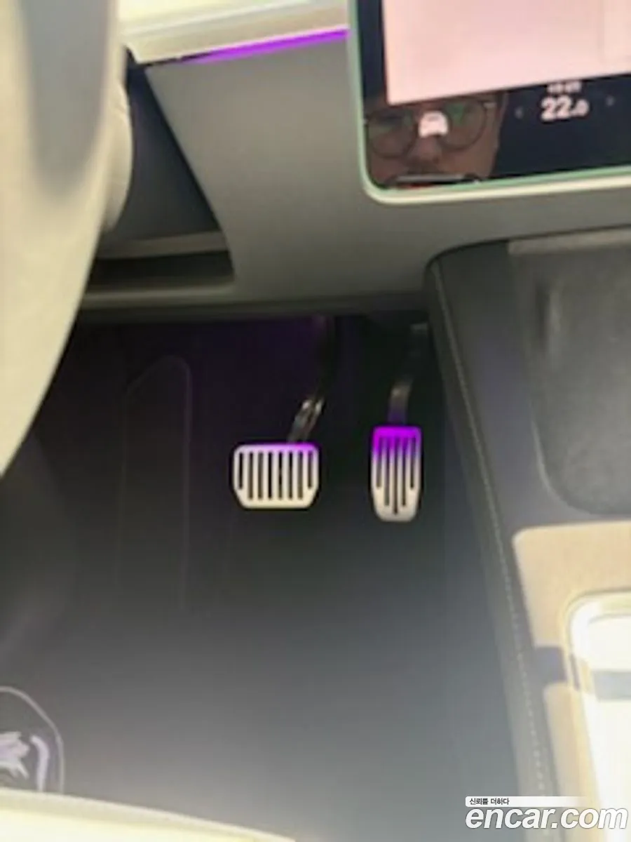 Tesla Model Y 2022 — 6