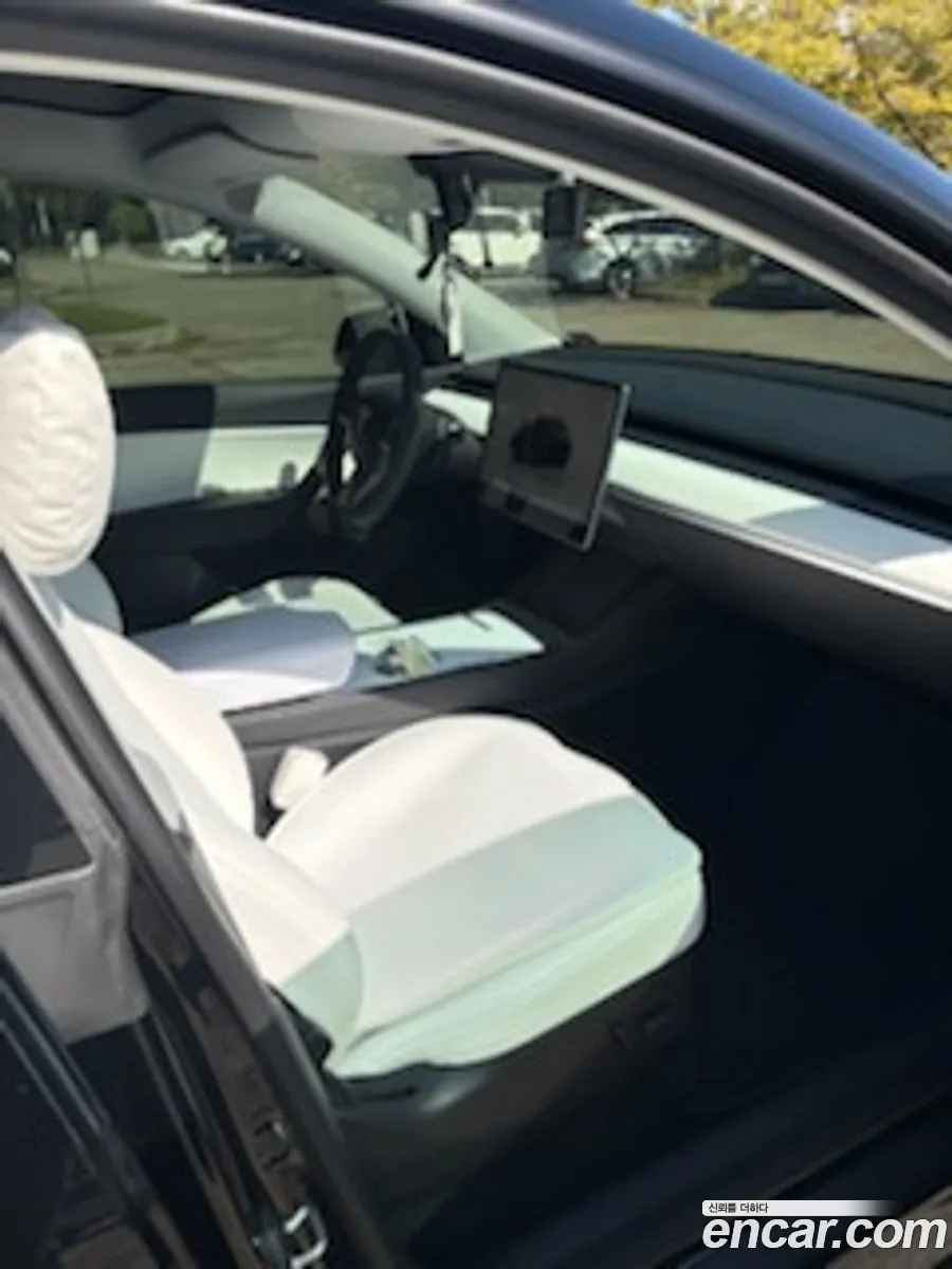 Tesla Model Y 2022 — 4
