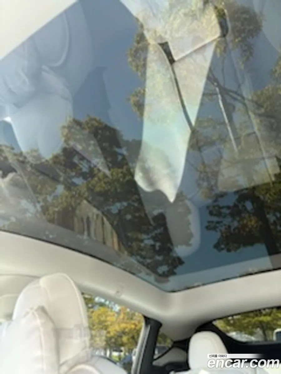 Tesla Model Y 2022 — 3