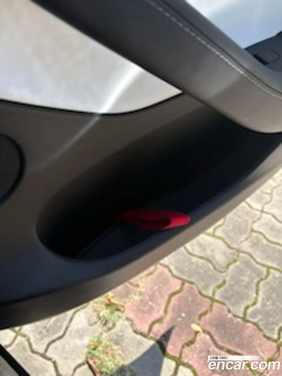 Tesla Model Y 2022 — 7