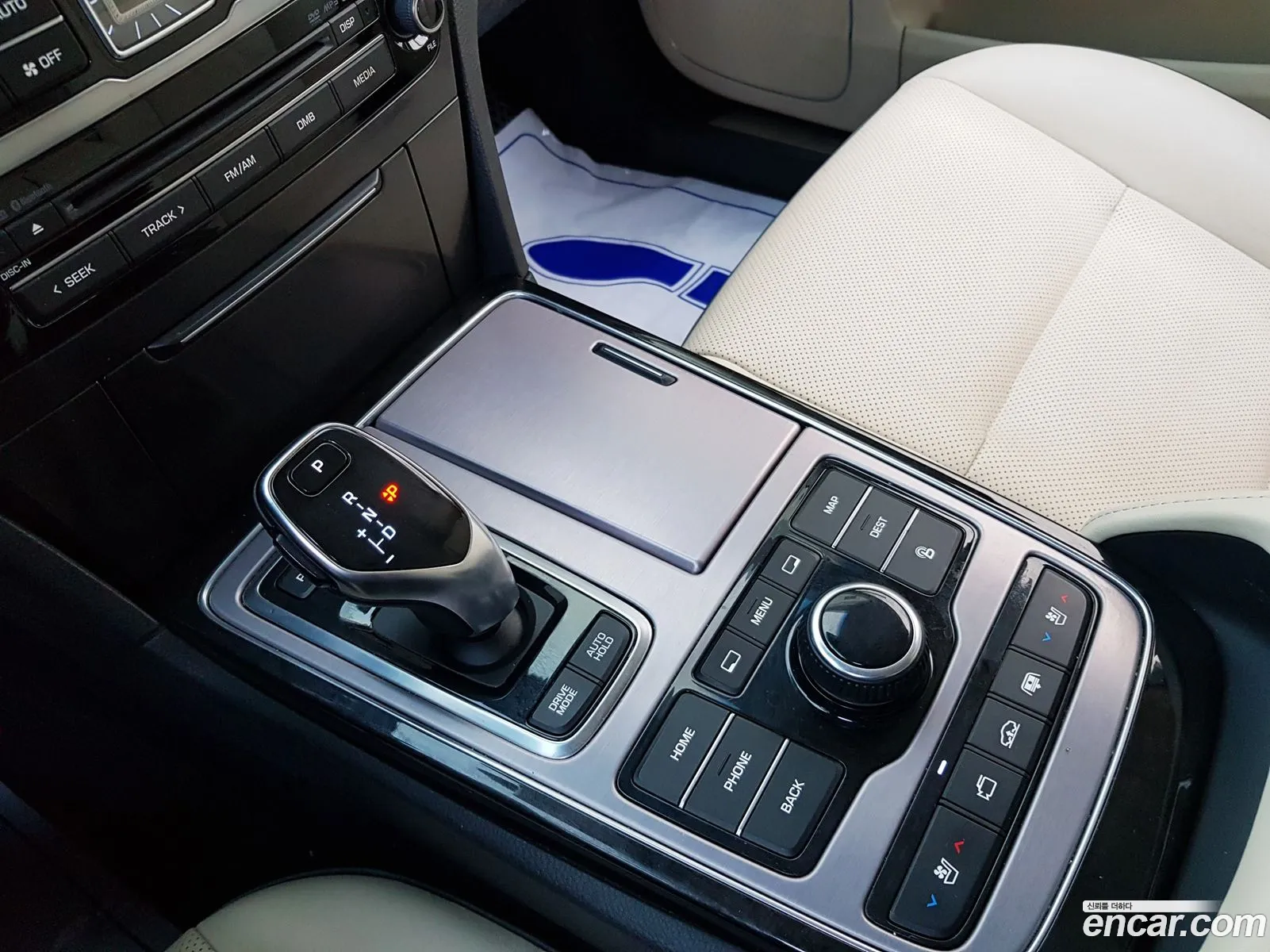 Hyundai Equus 2015 — 7