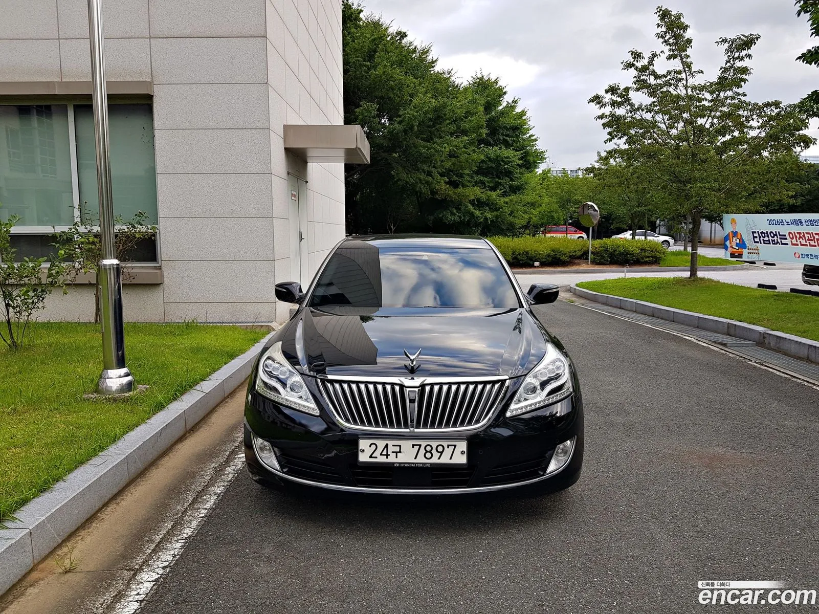Hyundai Equus 2015 — 12