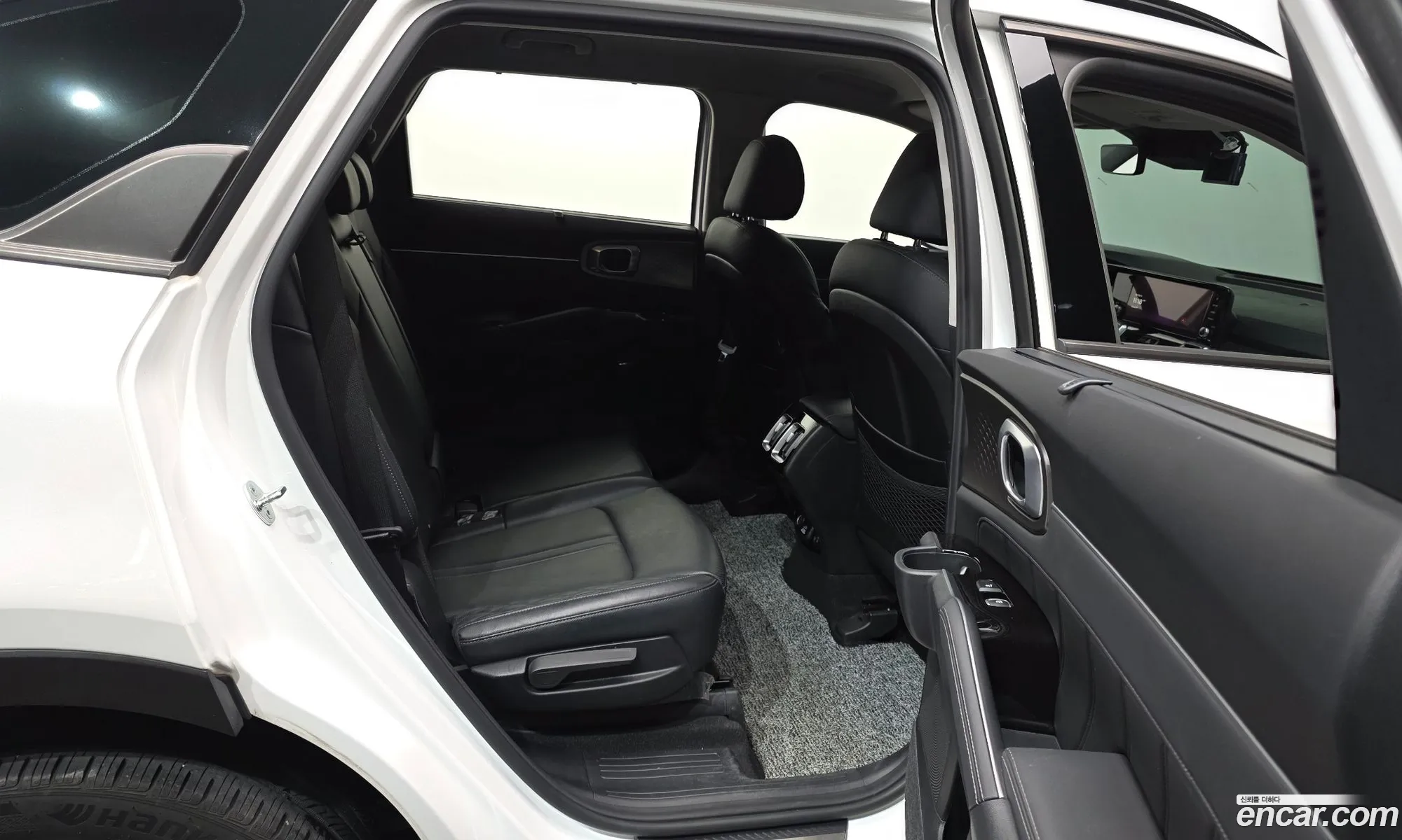 Kia Sorento 2020 KNARL81FHMA071790 — 22