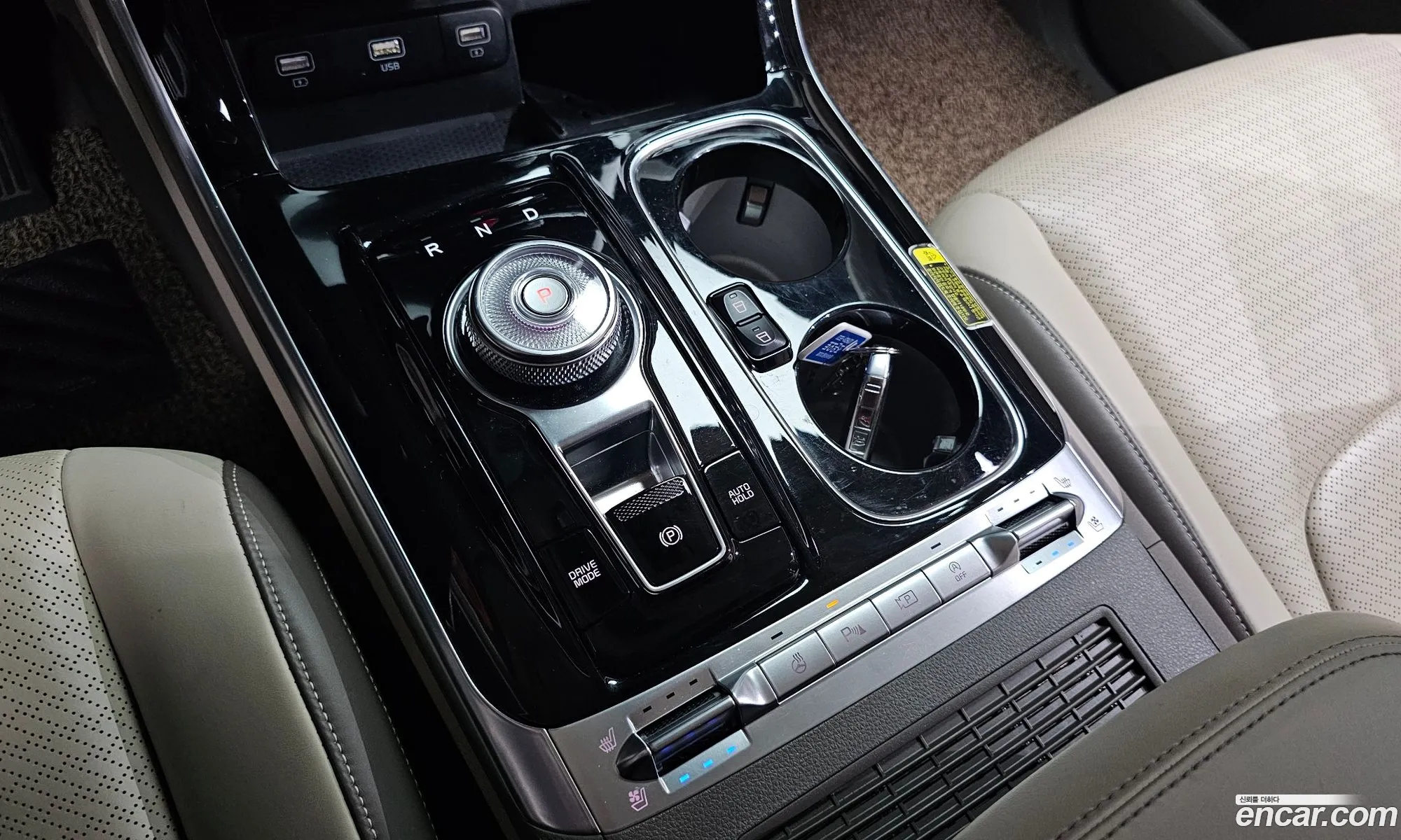 Kia Carnival 2021 KNANE81BBMS107547 — 2