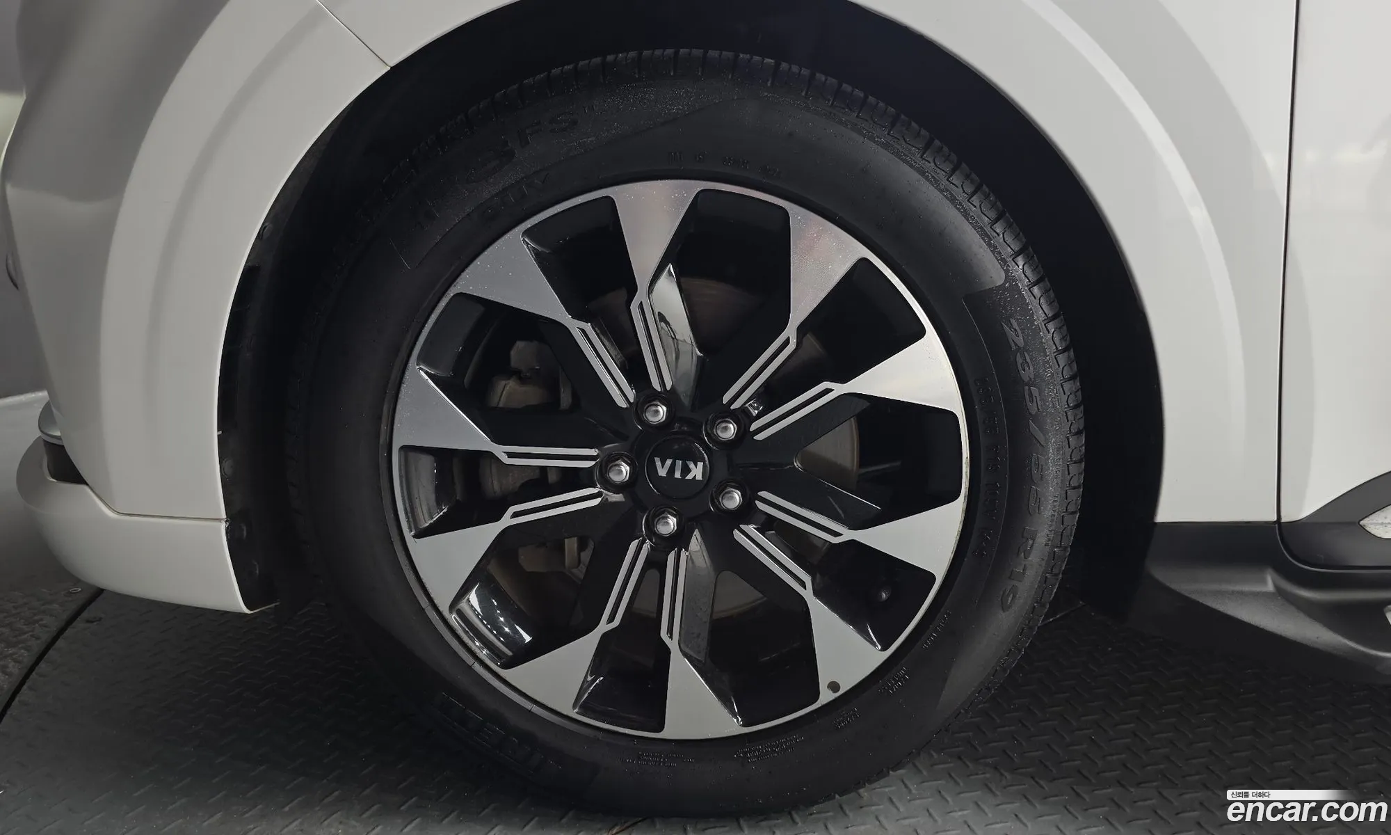 Kia Carnival 2021 KNANE81BBMS107547 — 13