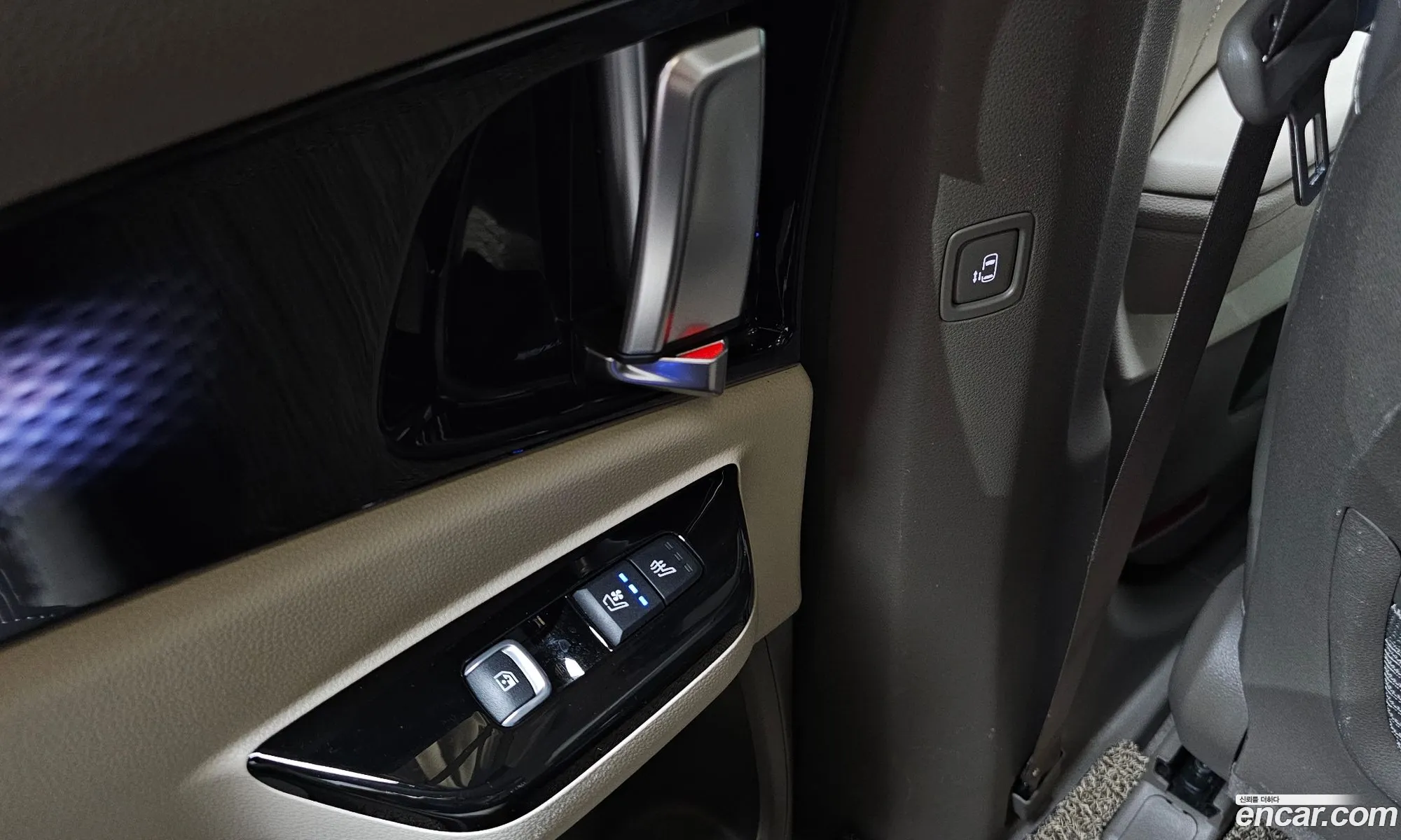 Kia Carnival 2021 KNANE81BBMS107547 — 17