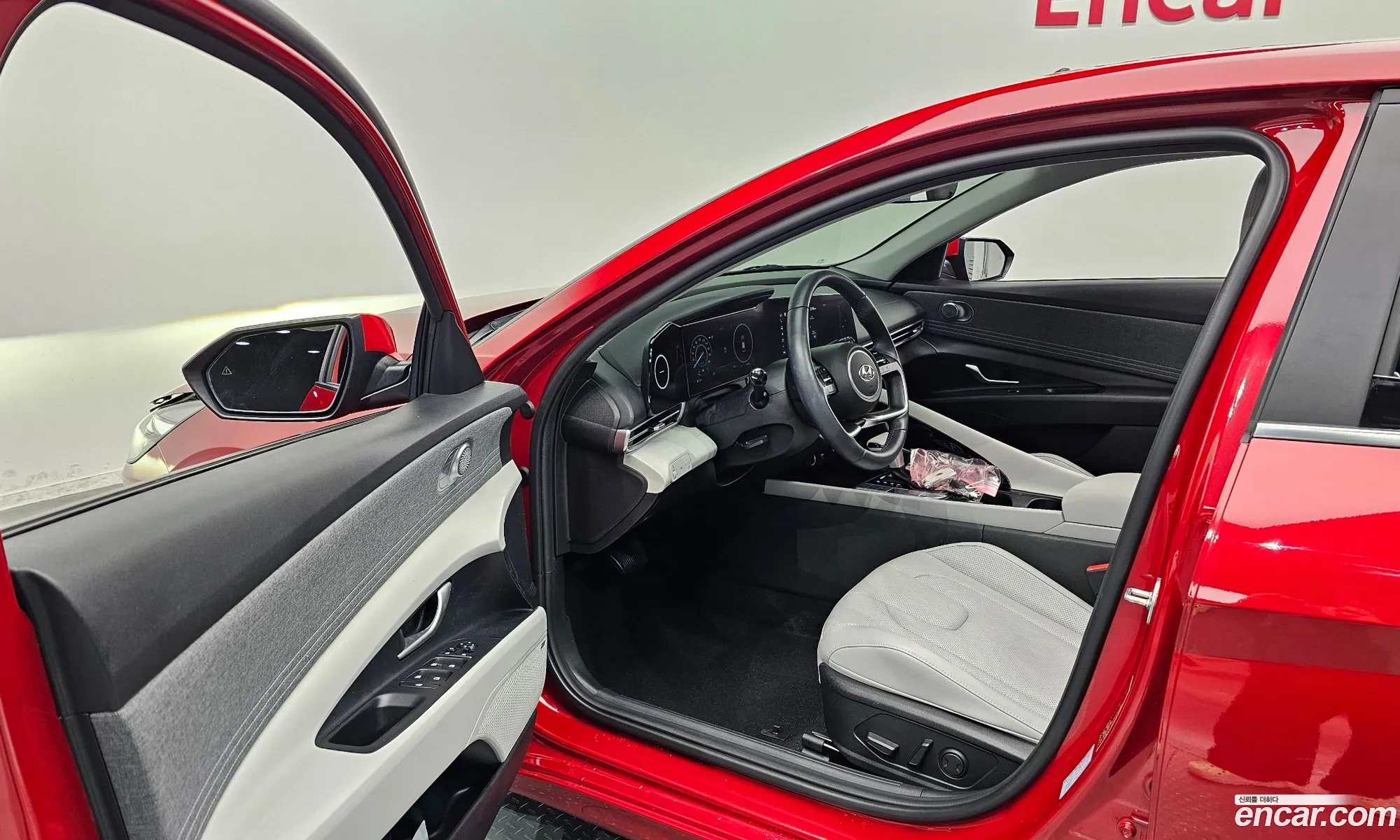 Hyundai Elantra 2022 — 10