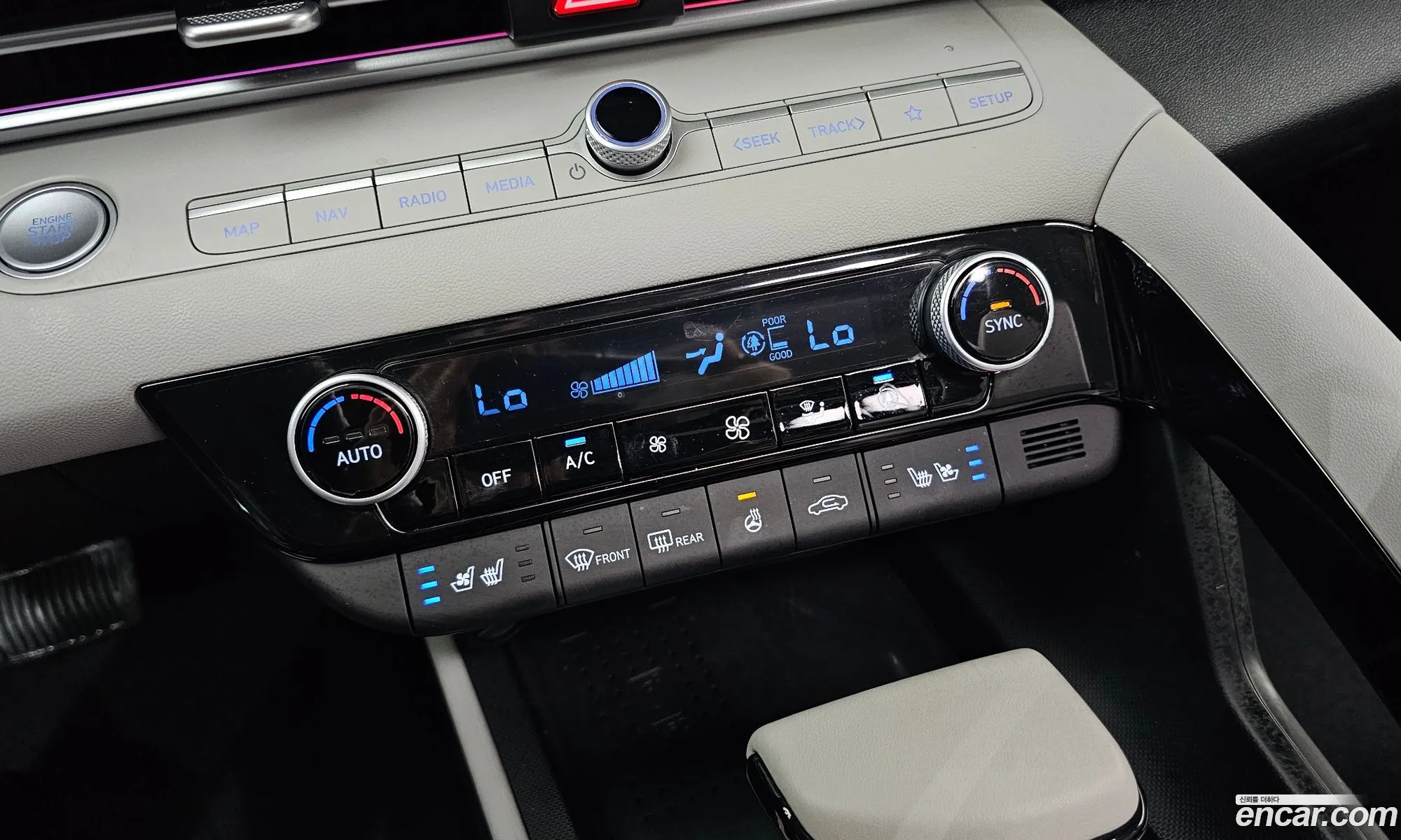 Hyundai Elantra 2022 — 16