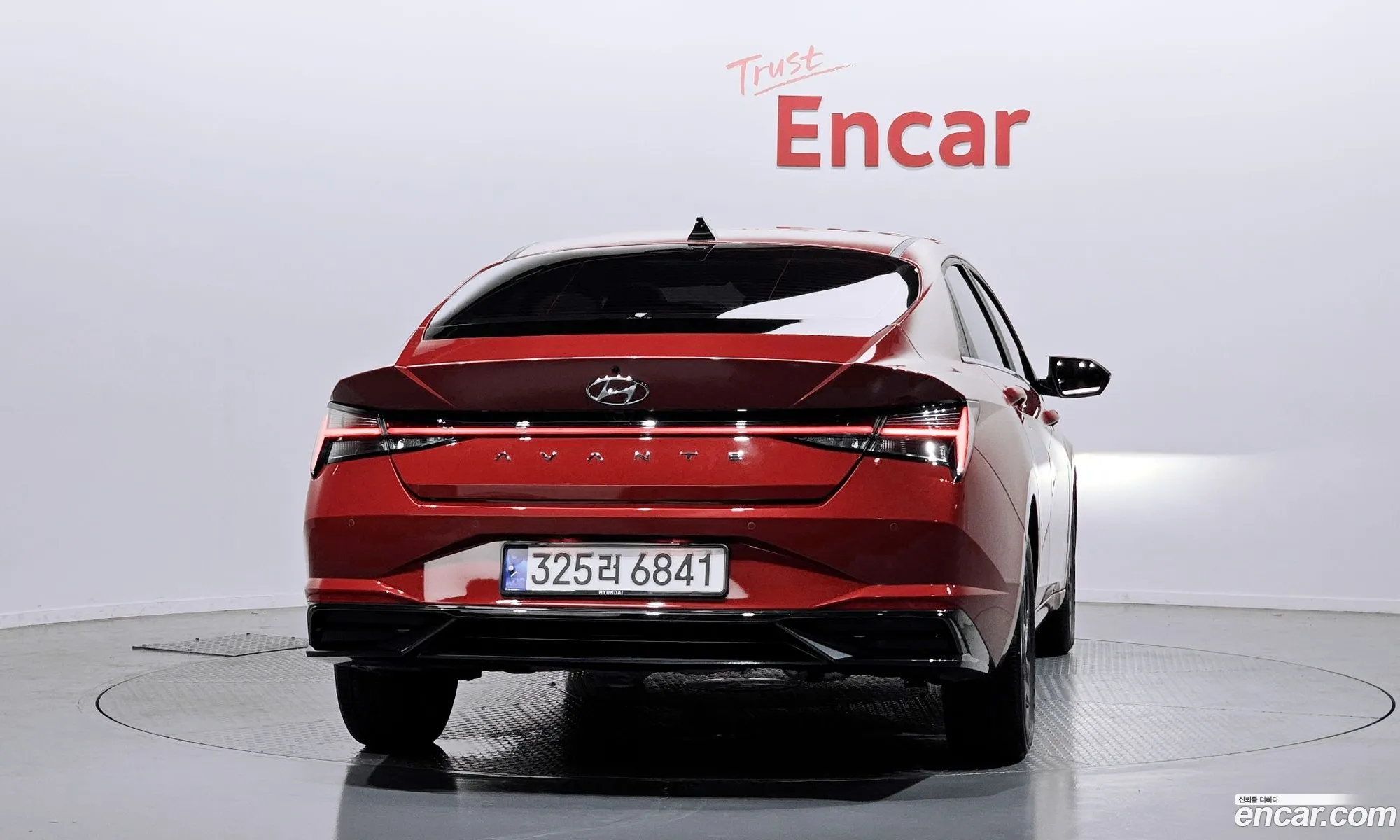 Hyundai Elantra 2022 — 15