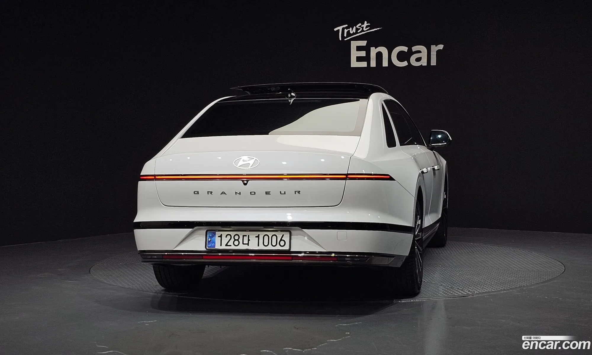 Hyundai Grandeur Hybrid 2023 — 7